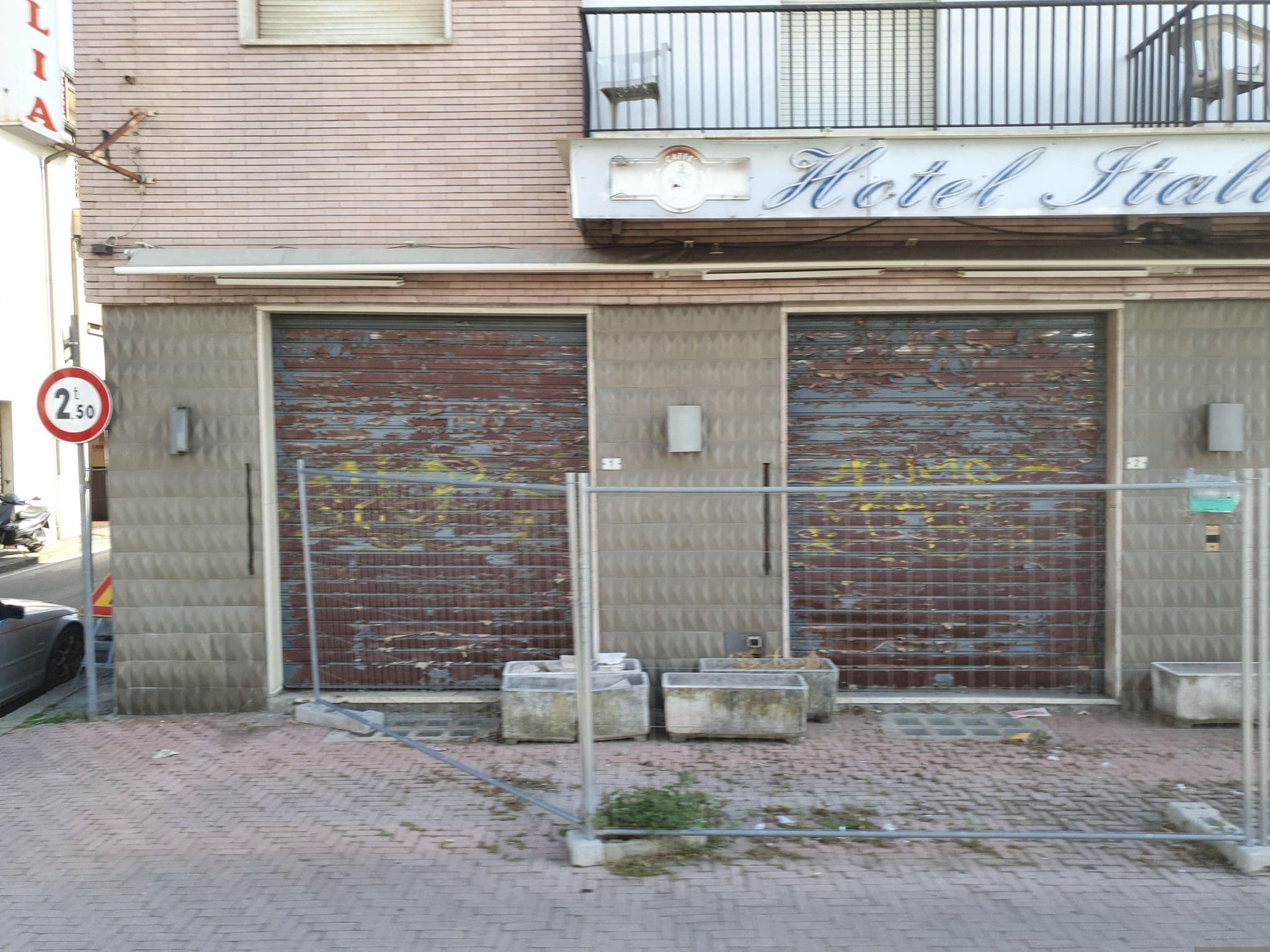 Street view near hotel italia, Montecatini-Terme — © pbb (CC BY-SA · Mapillary)