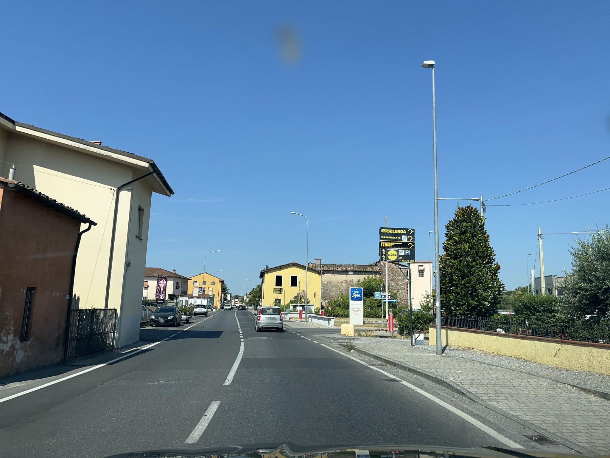 Street view near Emma B&B, Lucca — © fod (CC BY-SA · Mapillary)