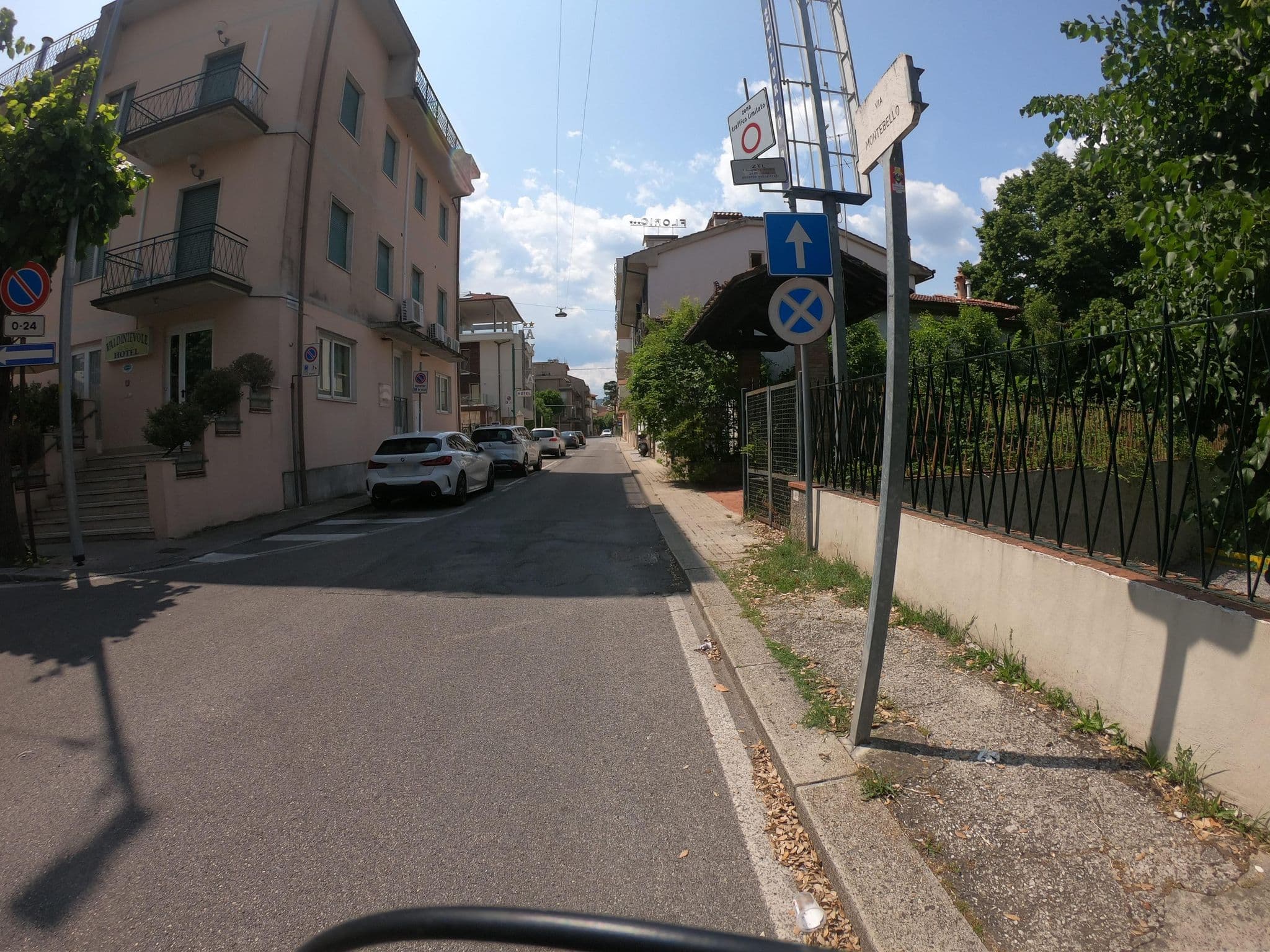 Street view near Valdinievole, Montecatini-Terme — © pbb (CC BY-SA · Mapillary)