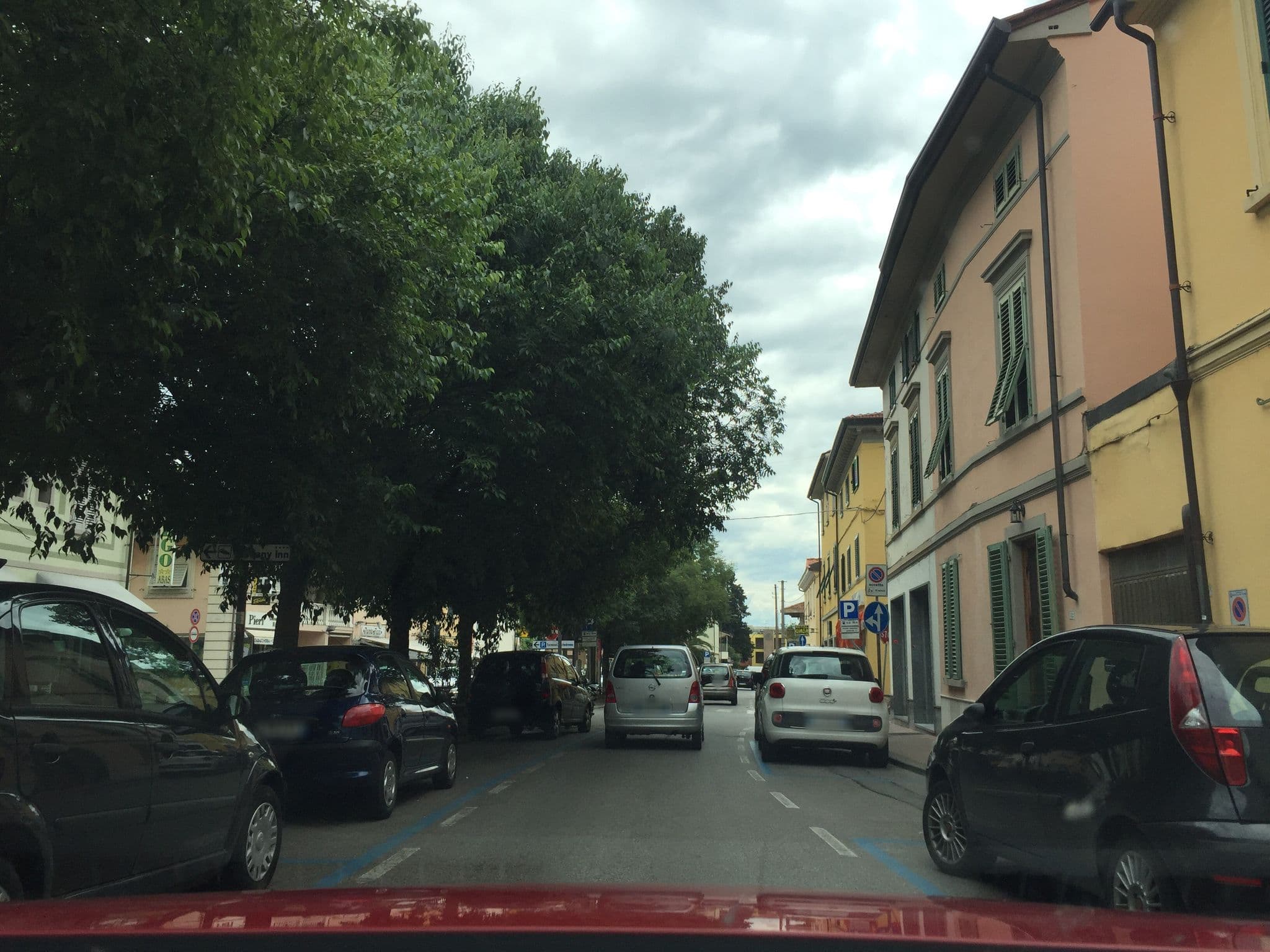 Street view near Hotel Abas, Montecatini-Terme — © mapillary_service (CC BY-SA · Mapillary)