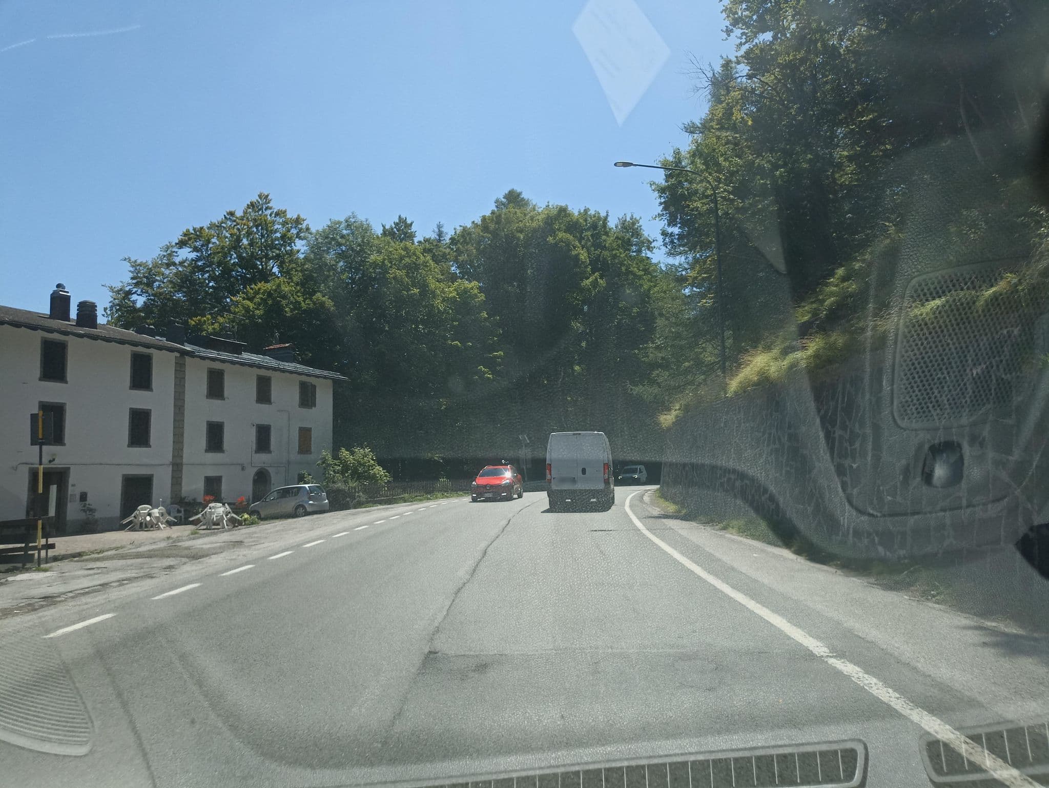 Street view near Albergo Boscolungo, San Marcello Pistoiese — © massic80 (CC BY-SA · Mapillary)