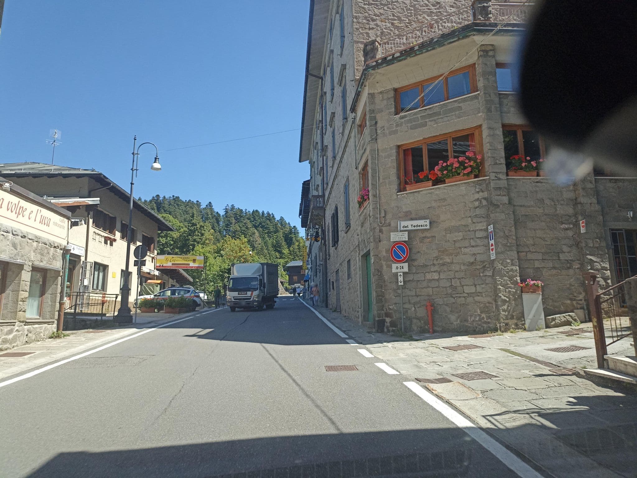 Street view near Hotel Residenza Miramonti, Sestola — © massic80 (CC BY-SA · Mapillary)