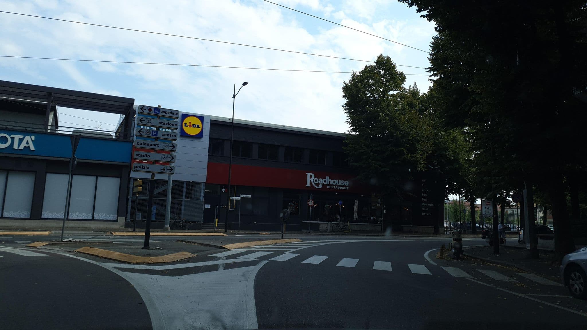 Street view near Lombardi Fleming, Parma — © jopparn (CC BY-SA · Mapillary)