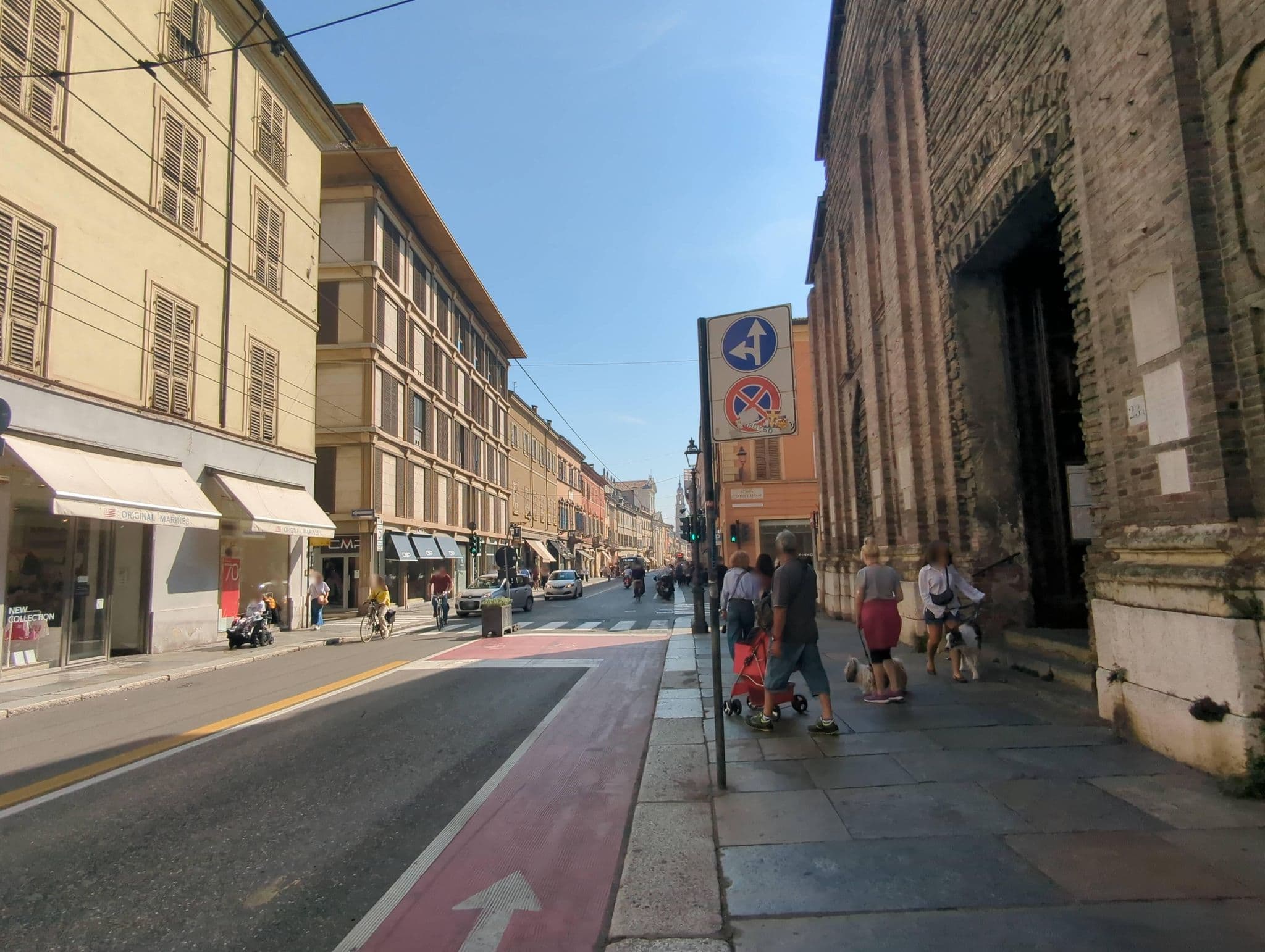 Street view near Parma City Centre Holiday House, Parma — © aniskoutsi (CC BY-SA · Mapillary)