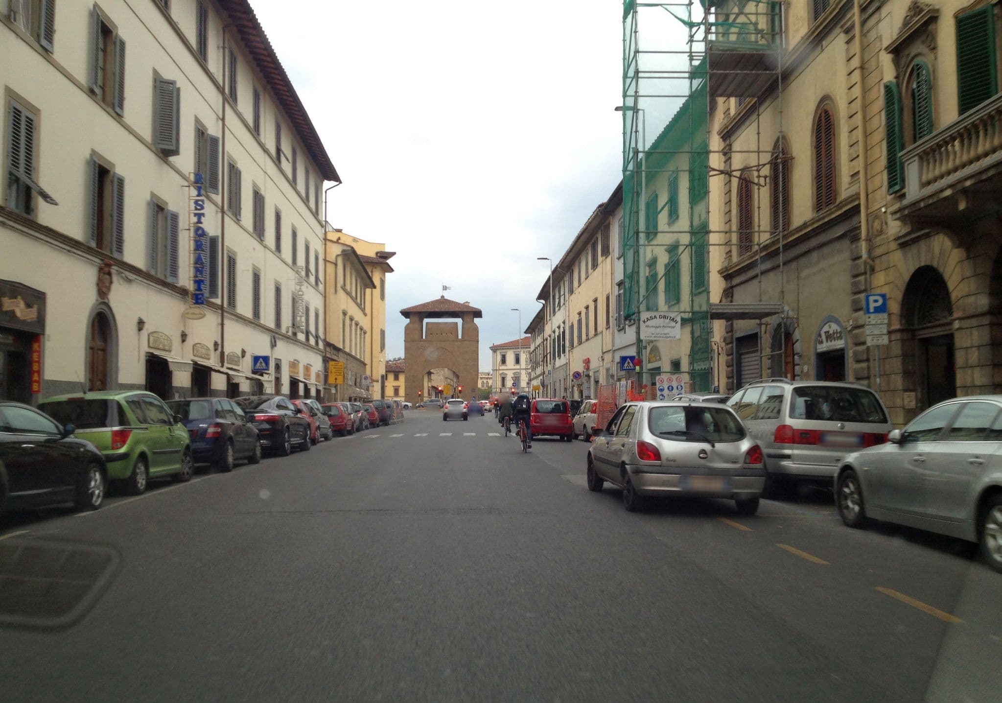 Street view near 朋友旅館 (Dawei Hostel), Florence — © istefanos (CC BY-SA · Mapillary)