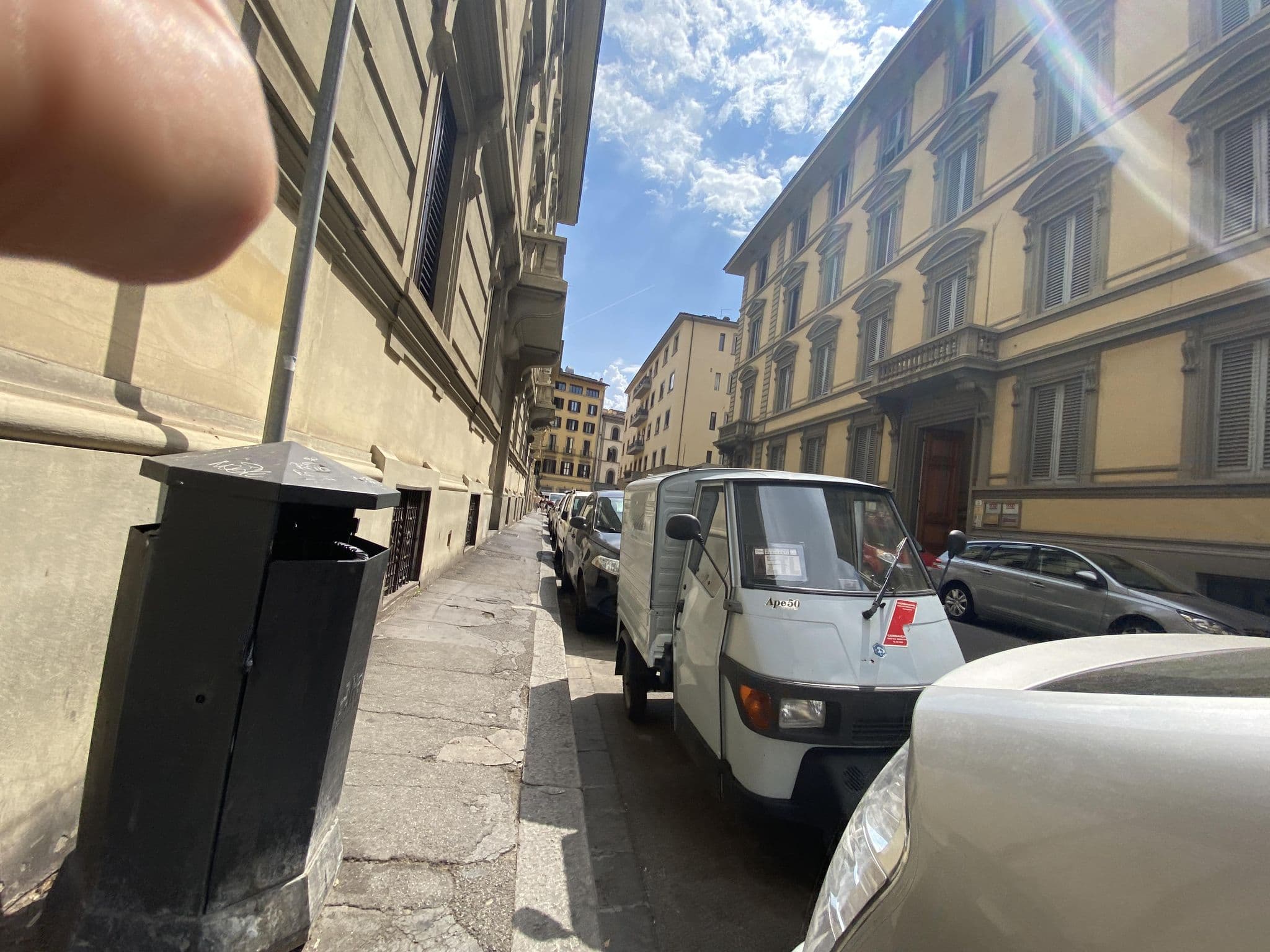 Street view near Joli Hotel Florence, Florence — © hede (CC BY-SA · Mapillary)