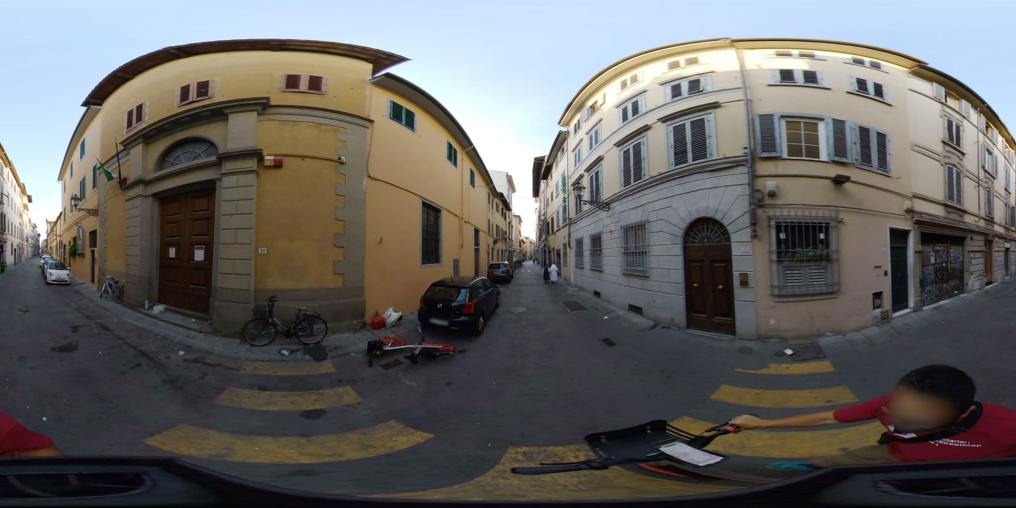 Street view near Florence Old Bridge, Florence — © mapconcierge (CC BY-SA · Mapillary)