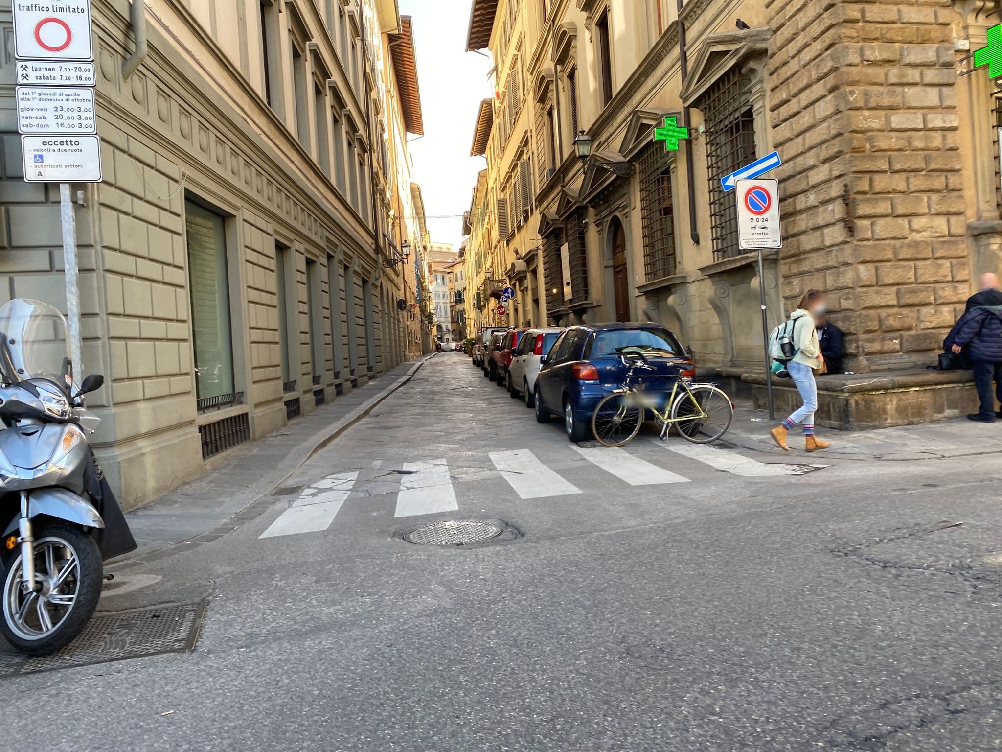 Street view near Pensione Ottaviani, Florence — © asturksever (CC BY-SA · Mapillary)