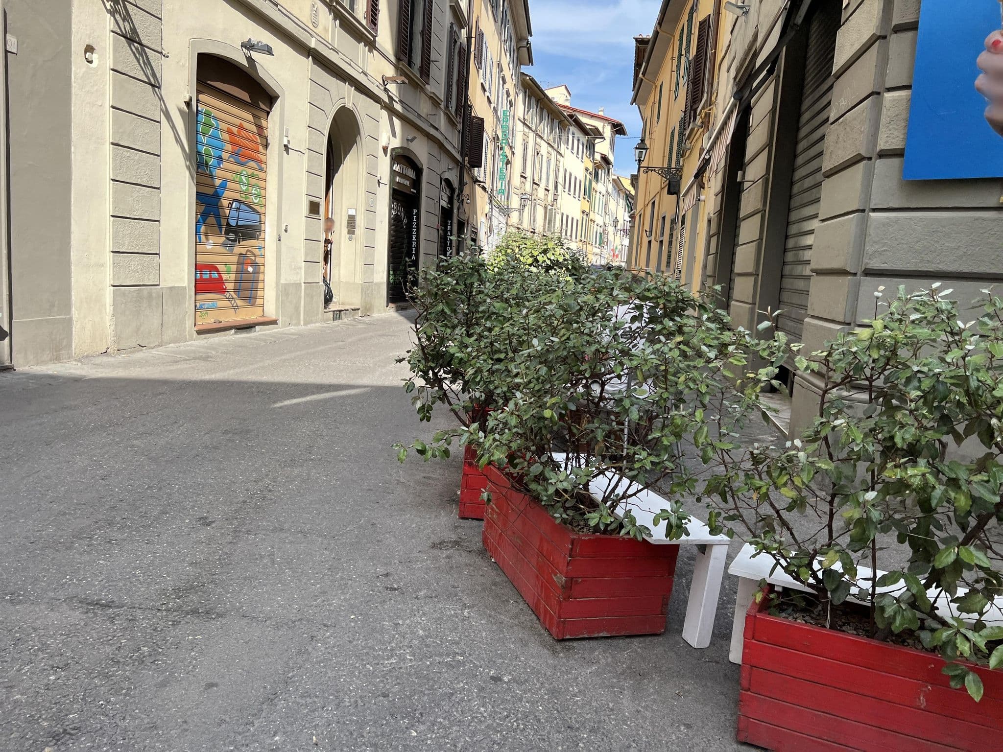 Street view near B&B Residenza le Fonticine, Florence — © shogohirasawa (CC BY-SA · Mapillary)