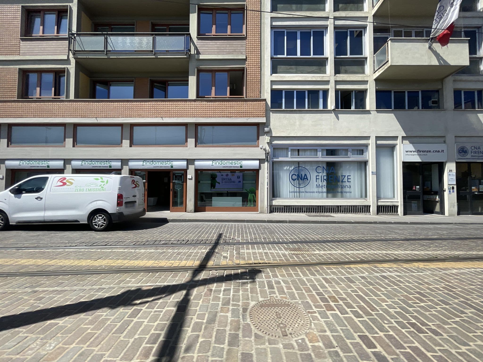 Street view near Hotel Alamanni, Florence — © filipb (CC BY-SA · Mapillary)