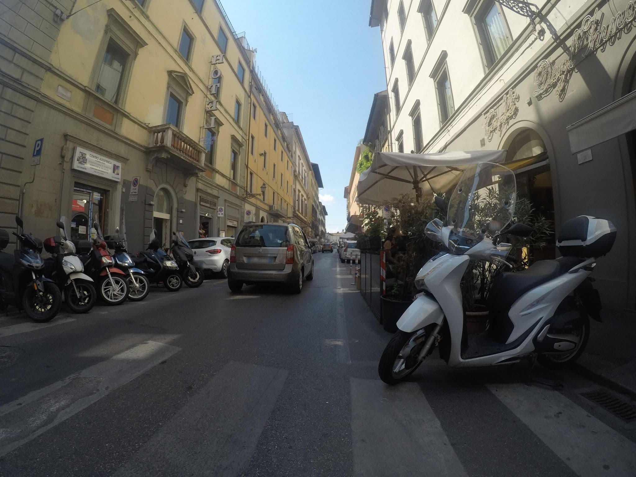 Street view near Downtown Florence Aka. Firenze., Florence — © chrisbeddow (CC BY-SA · Mapillary)
