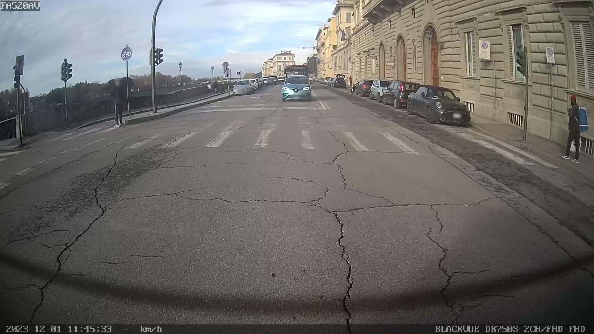Street view near Elegant And Stylish Apartment, Florence — © riccardofuziercayla (CC BY-SA · Mapillary)