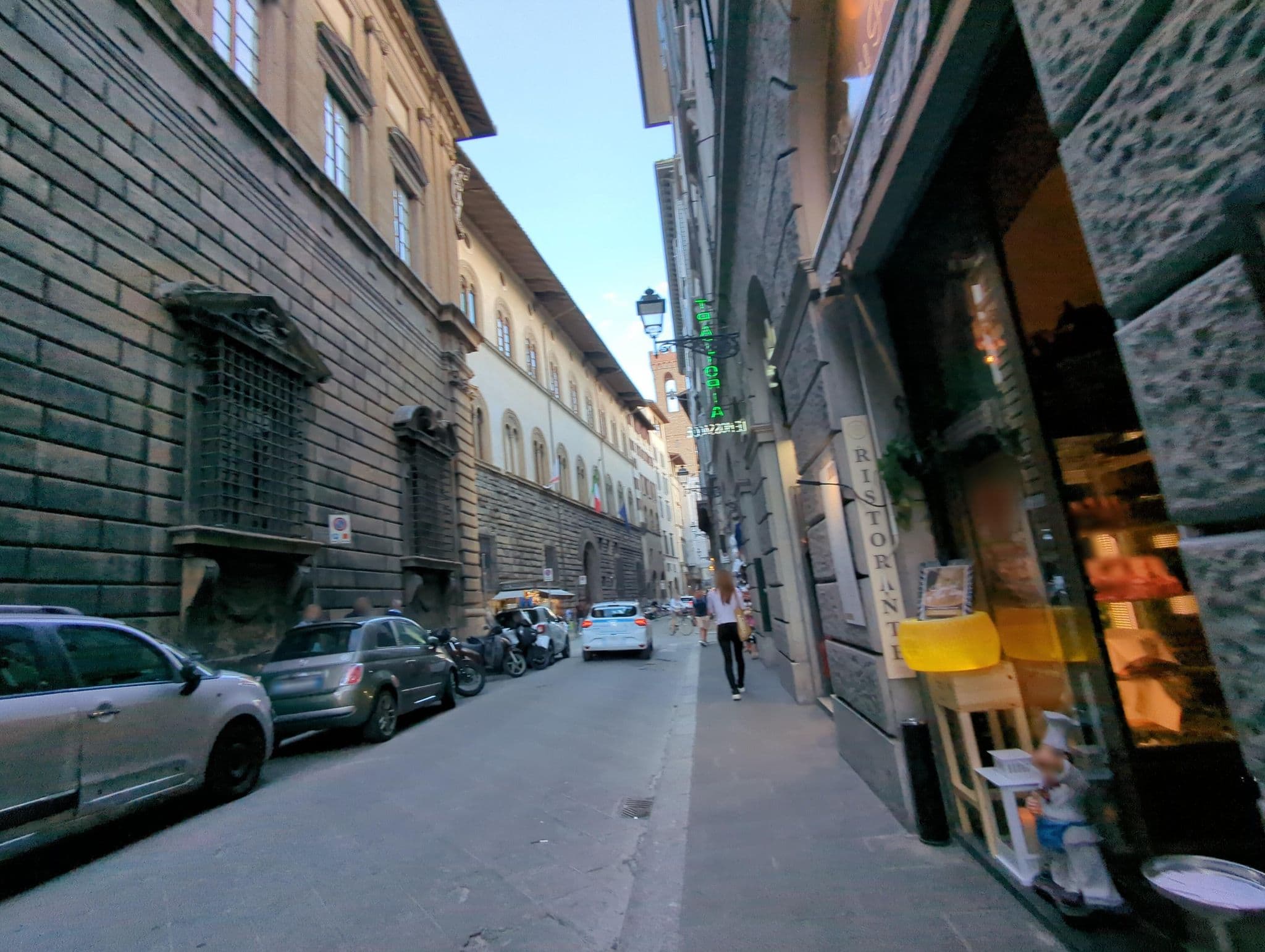 Street view near Proconsolo Superior Apartment, Florence — © ente (CC BY-SA · Mapillary)