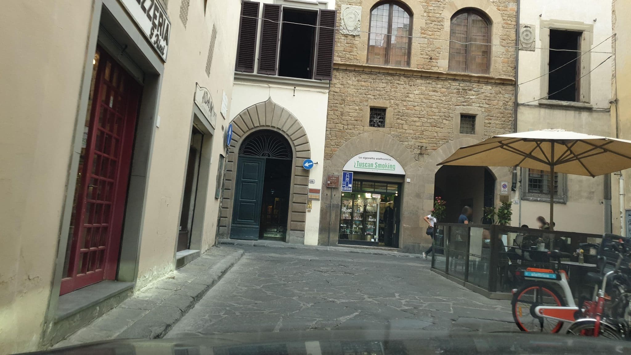 Street view near Residenza d'epoca Borgo Albizi, Florence — © jopparn (CC BY-SA · Mapillary)