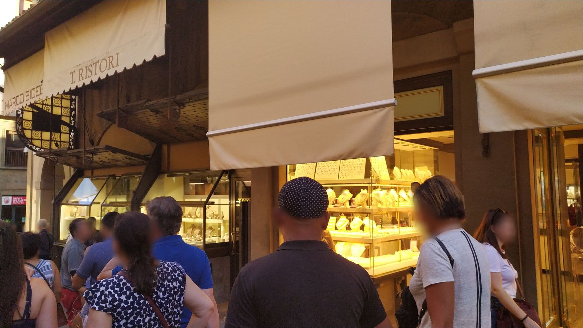 Street view near Hotel Continentale, Florence — © mircozorzo (CC BY-SA · Mapillary)