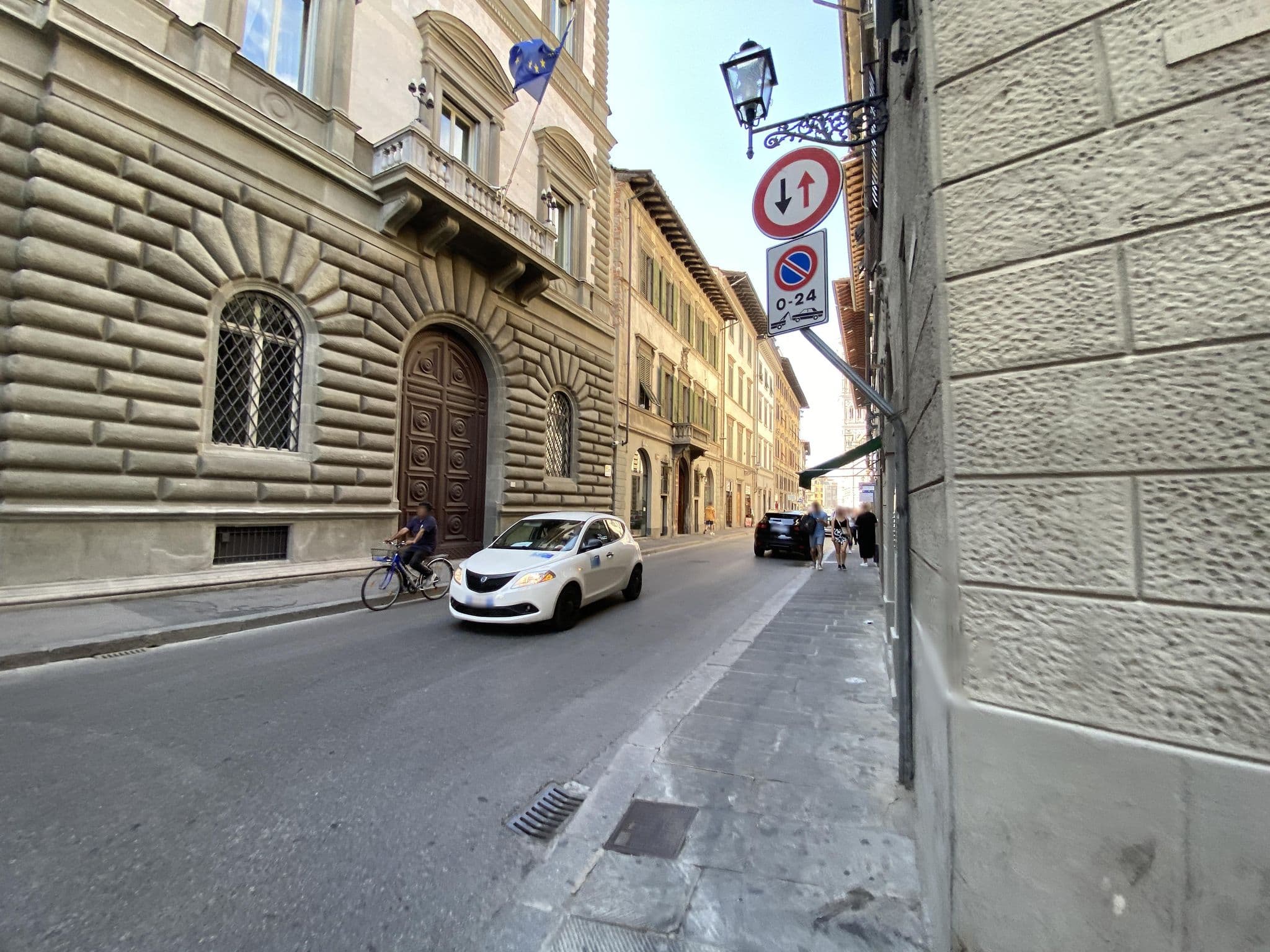 Street view near Mamo Florence Oriuolo Apartment, Florence — © asturksever (CC BY-SA · Mapillary)