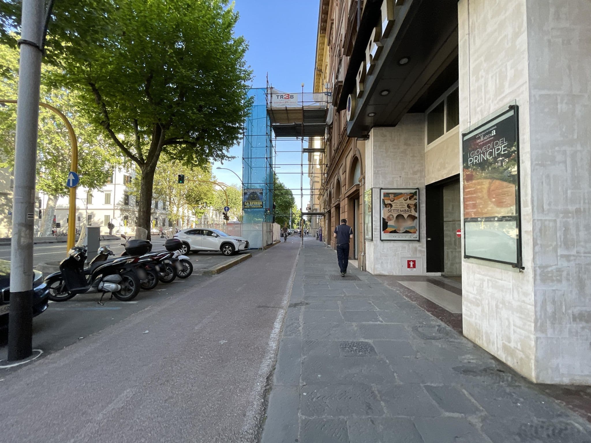 Street view near Caponi SNC di Leonardo e Riccardo Caponi, Campo di Marte — © filipb (CC BY-SA · Mapillary)