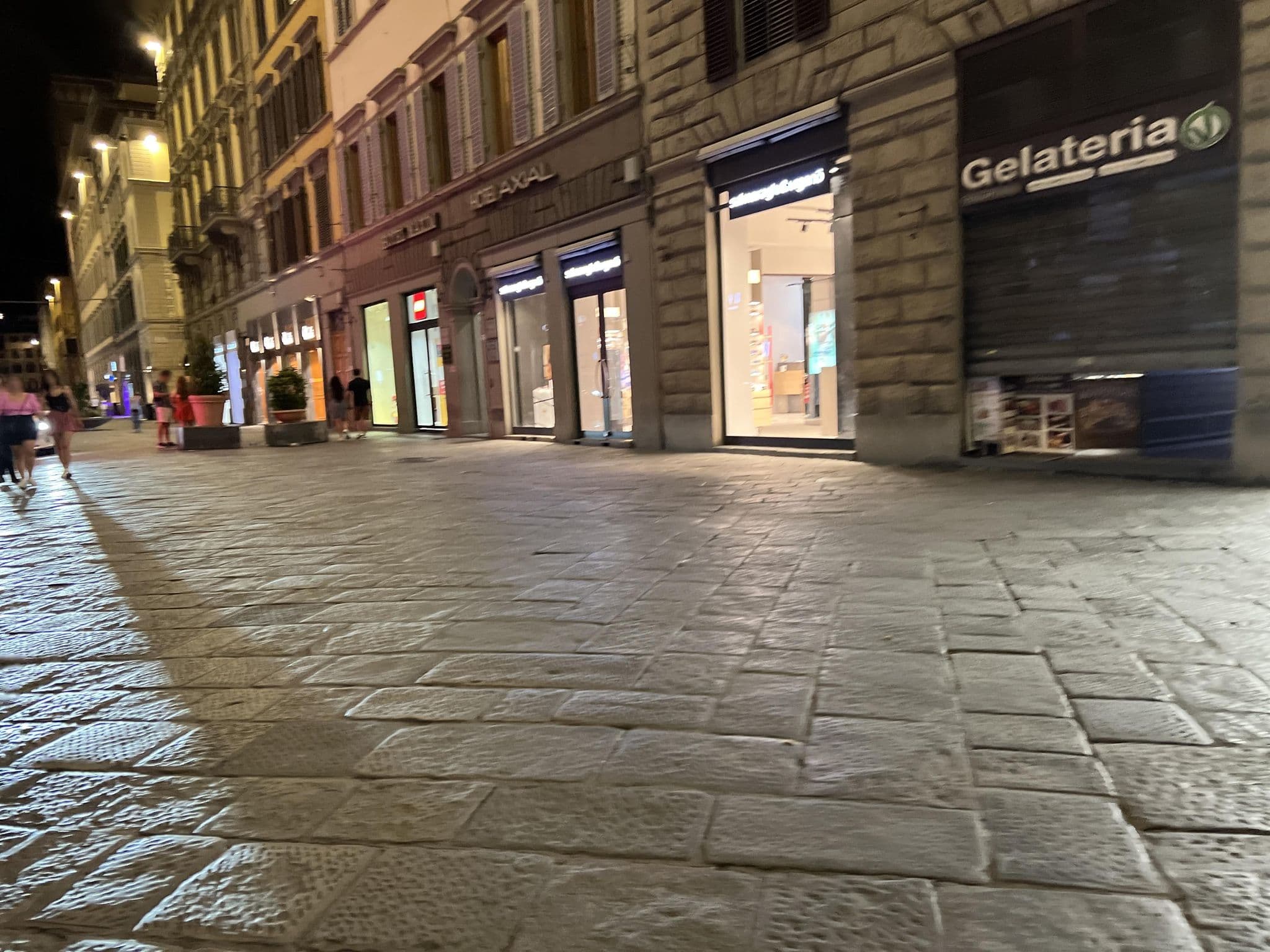 Street view near Suite Duomo, Florence — © shogohirasawa (CC BY-SA · Mapillary)