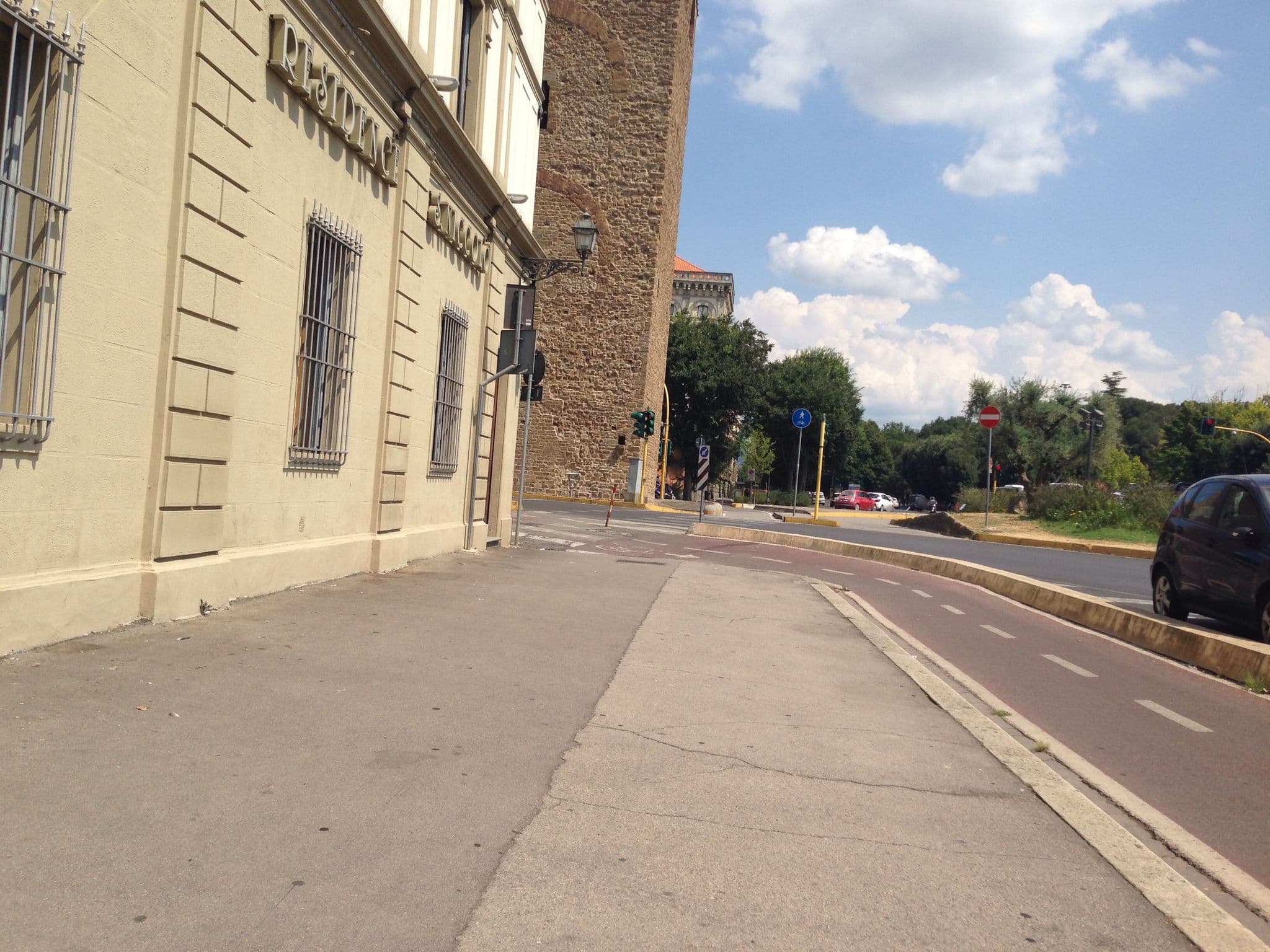 Street view near Room 208 Best Western River, Campo di Marte — © scribblemaniac (CC BY-SA · Mapillary)