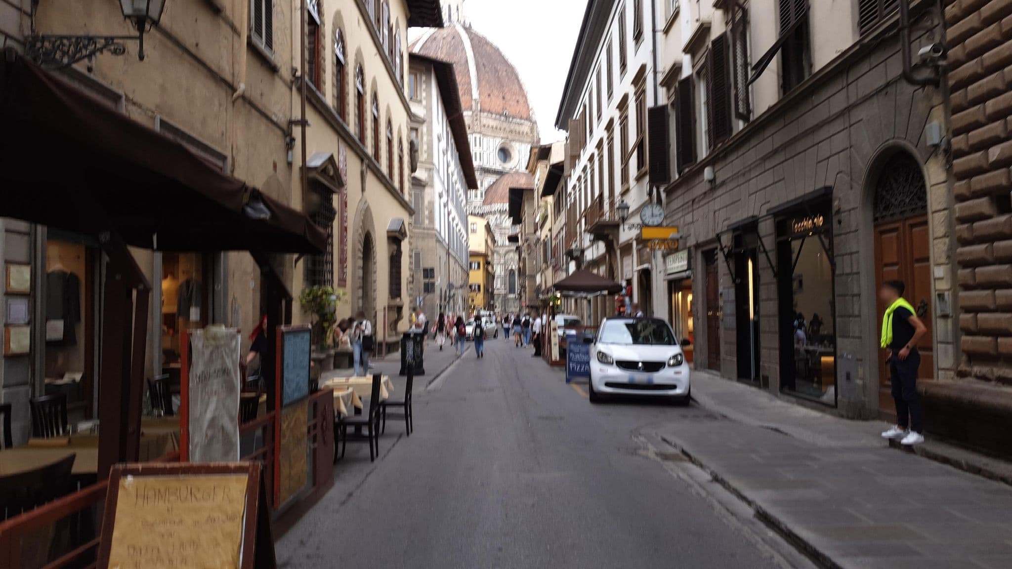 Street view near Servi Apartment, Florence — © jopparn (CC BY-SA · Mapillary)