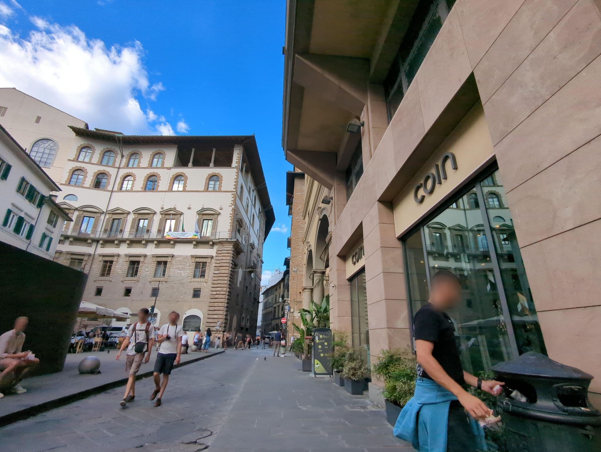 Street view near Quality Inn, Florence — © ente (CC BY-SA · Mapillary)