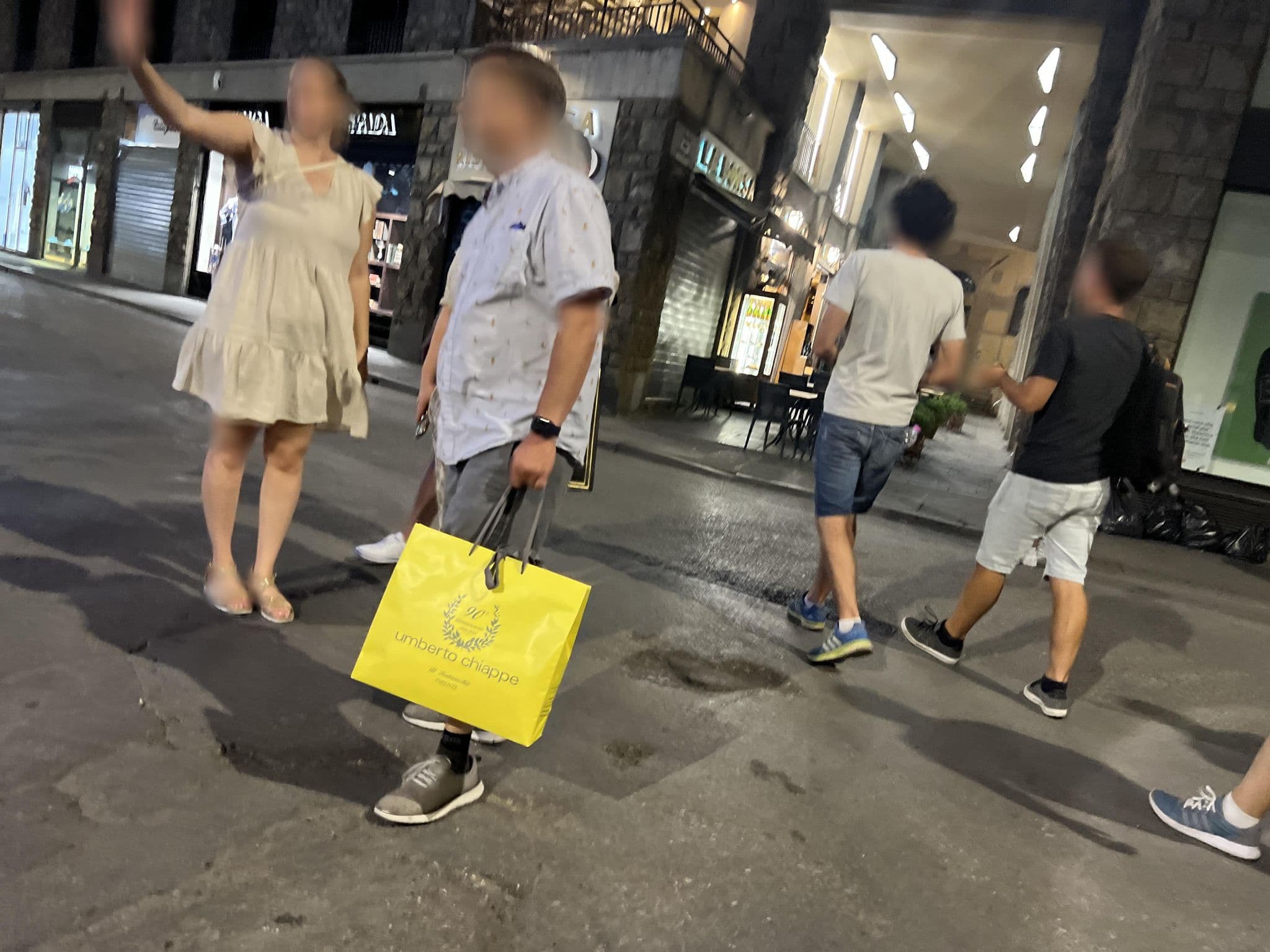 Street view near Signoria 64, Florence — © shogohirasawa (CC BY-SA · Mapillary)