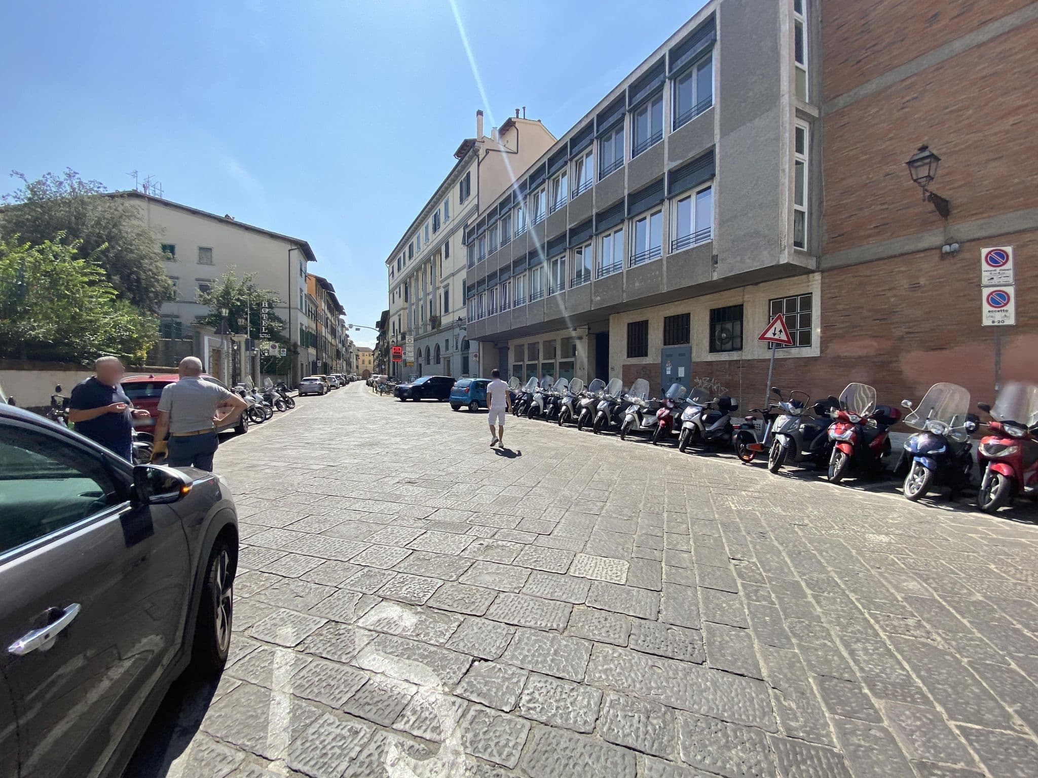 Street view near La Casa degli Specchi, Florence — © asturksever (CC BY-SA · Mapillary)