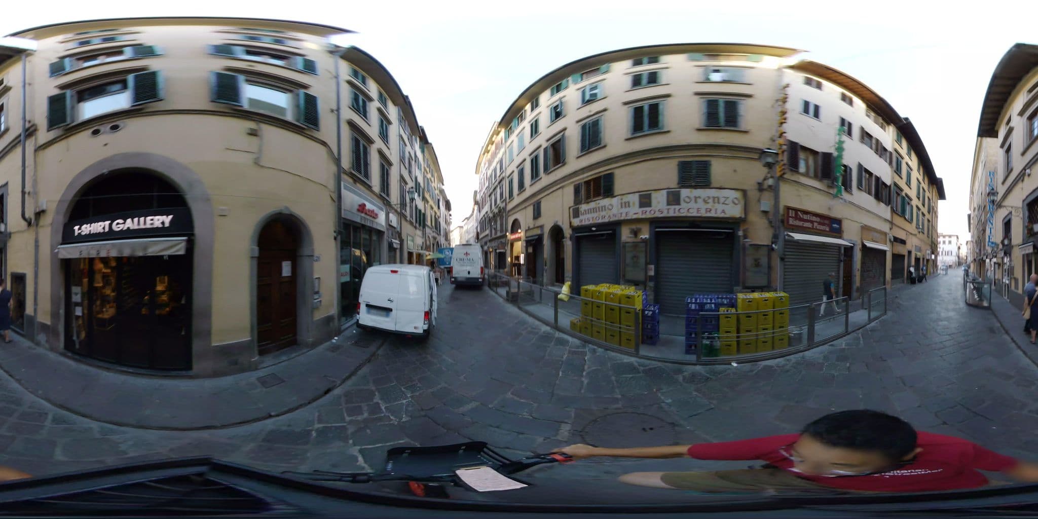 Street view near Hotel Canada, Florence — © dilipshrikhande (CC BY-SA · Mapillary)