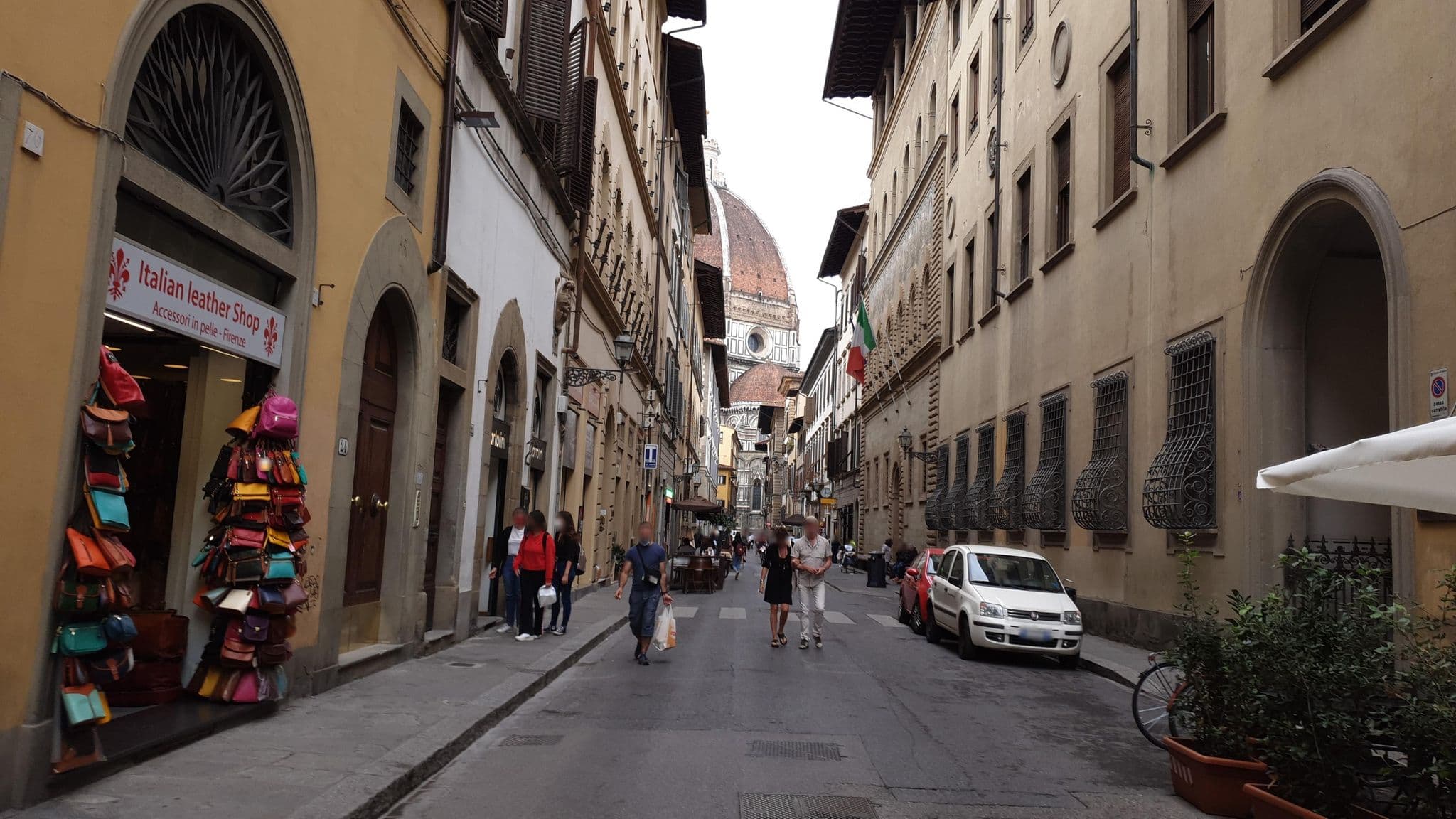 Street view near ApartmentsinFlorence.net, Florence — © jopparn (CC BY-SA · Mapillary)