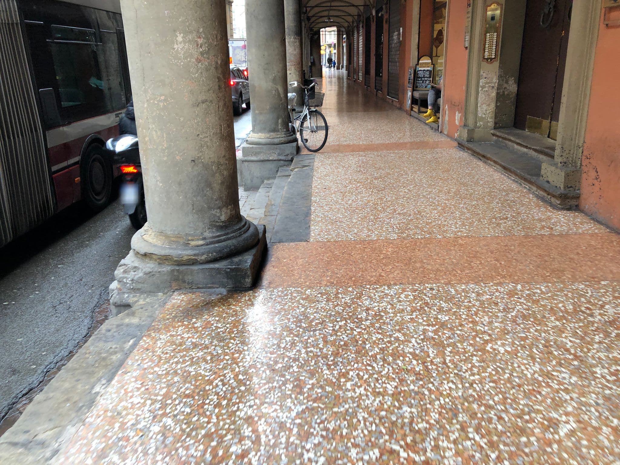 Street view near Residenze gma bologna, Bologna — © fabiofornasari (CC BY-SA · Mapillary)
