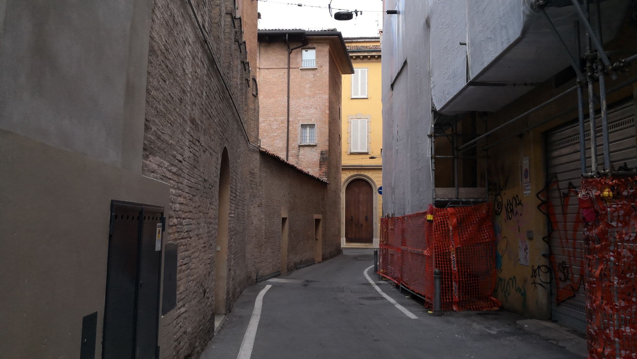 Street view near TL Appartamenti Fantuzzi, Bologna — © linqh (CC BY-SA · Mapillary)