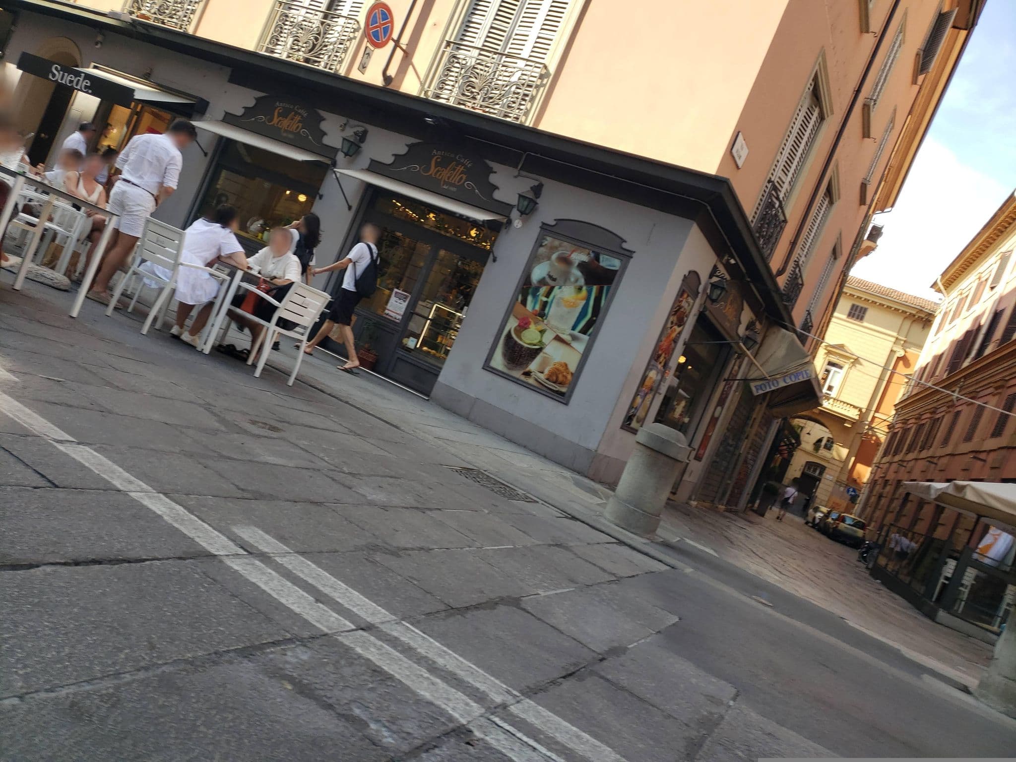 Street view near Casa Nina Bologna, Bologna — © mapfool (CC BY-SA · Mapillary)
