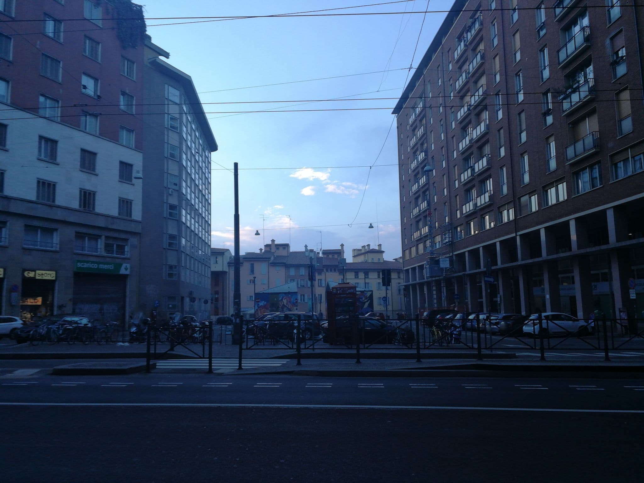 Street view near Bologna Flats, Bologna — © linqh (CC BY-SA · Mapillary)