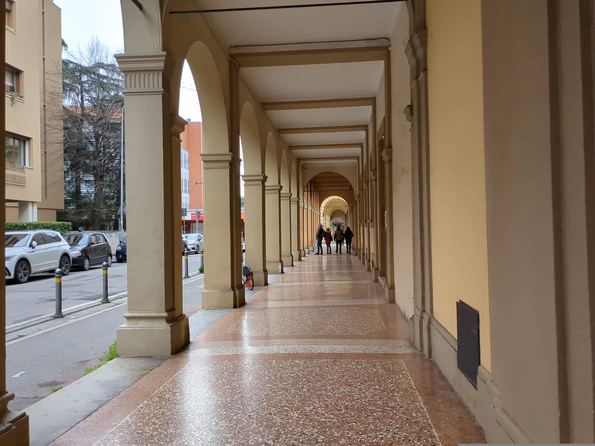 Street view near Unacamera, Bologna — © jacopofar (CC BY-SA · Mapillary)