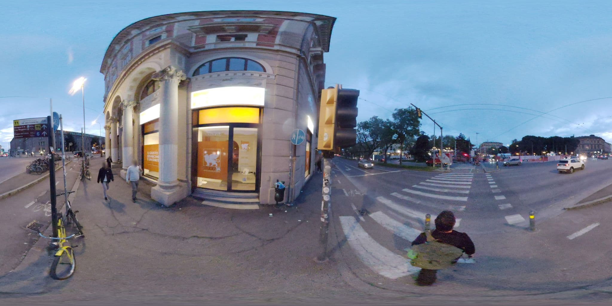 Street view near Il B di Bologna, Bologna — © mapconcierge (CC BY-SA · Mapillary)