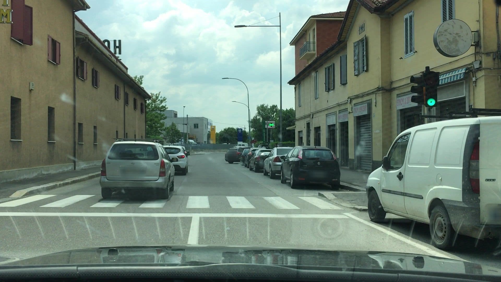 Street view near Hotel Maxim Bologna, Bologna — © lvl5 (CC BY-SA · Mapillary)