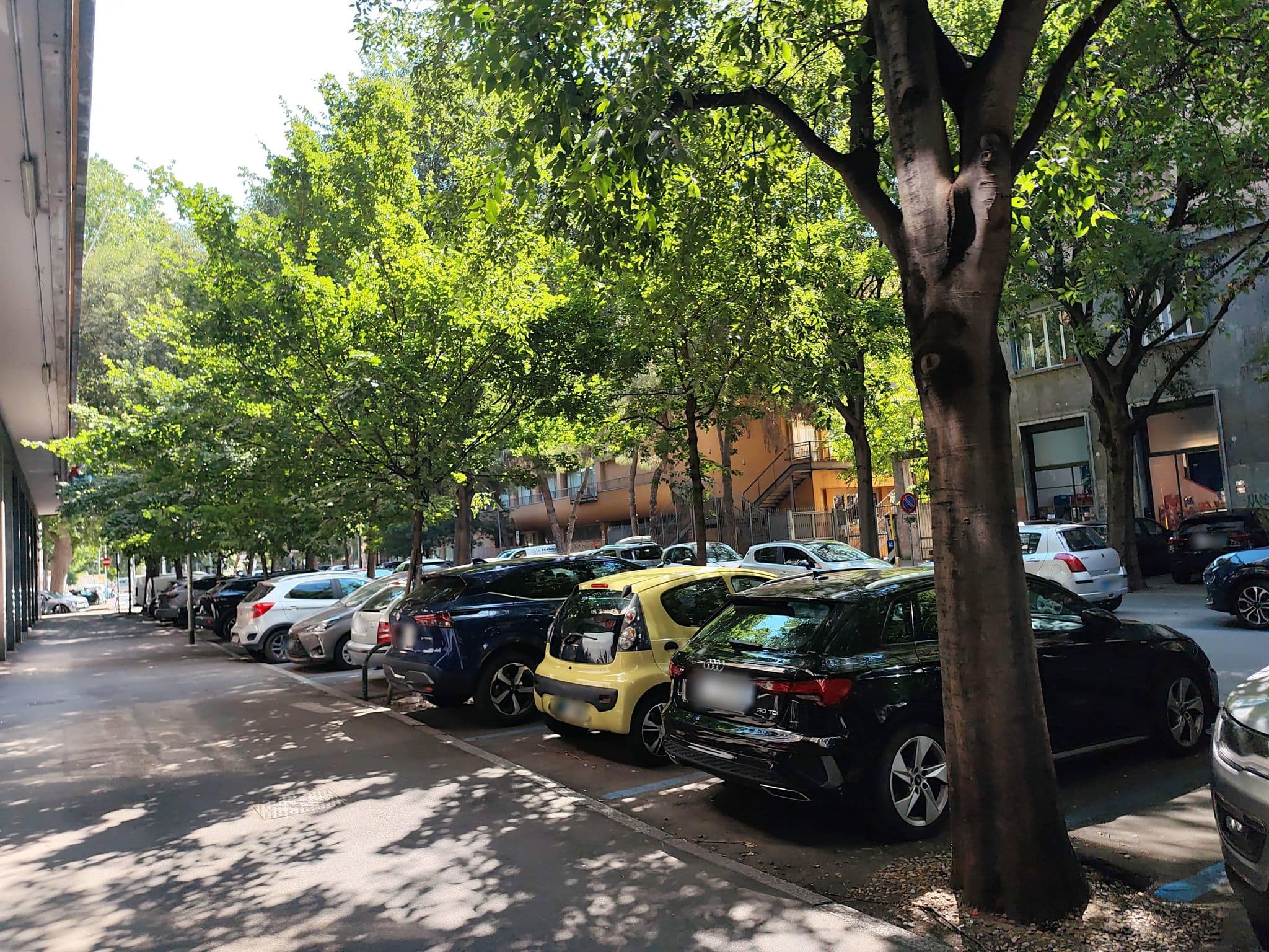 Street view near Appartamento Gramsci, Bologna — © eandre (CC BY-SA · Mapillary)