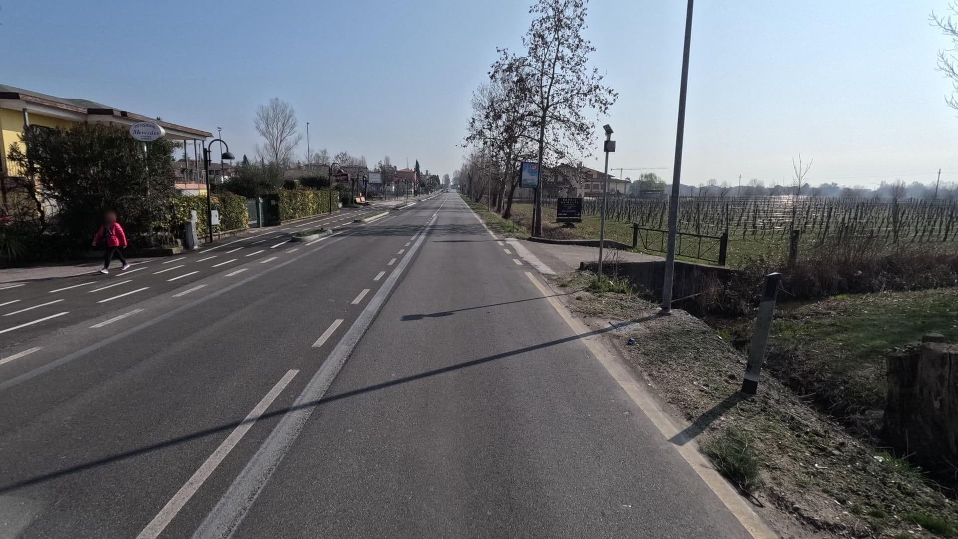 Street view near pensione mercedes, San Martino della Battaglia — © bct (CC BY-SA · Mapillary)