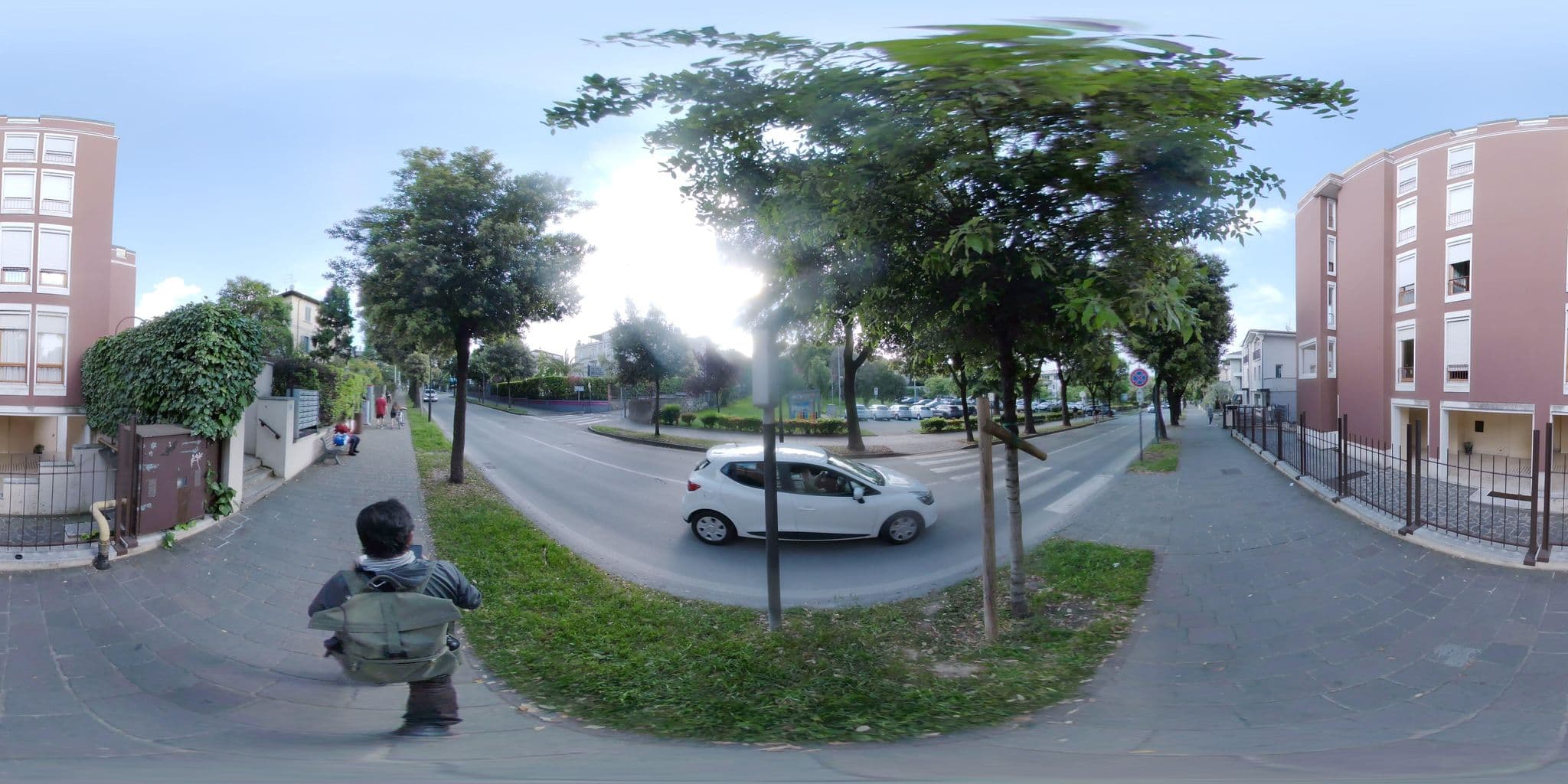 Street view near Gardappartamenti Cavour Lake View, Desenzano del Garda — © mapconcierge (CC BY-SA · Mapillary)