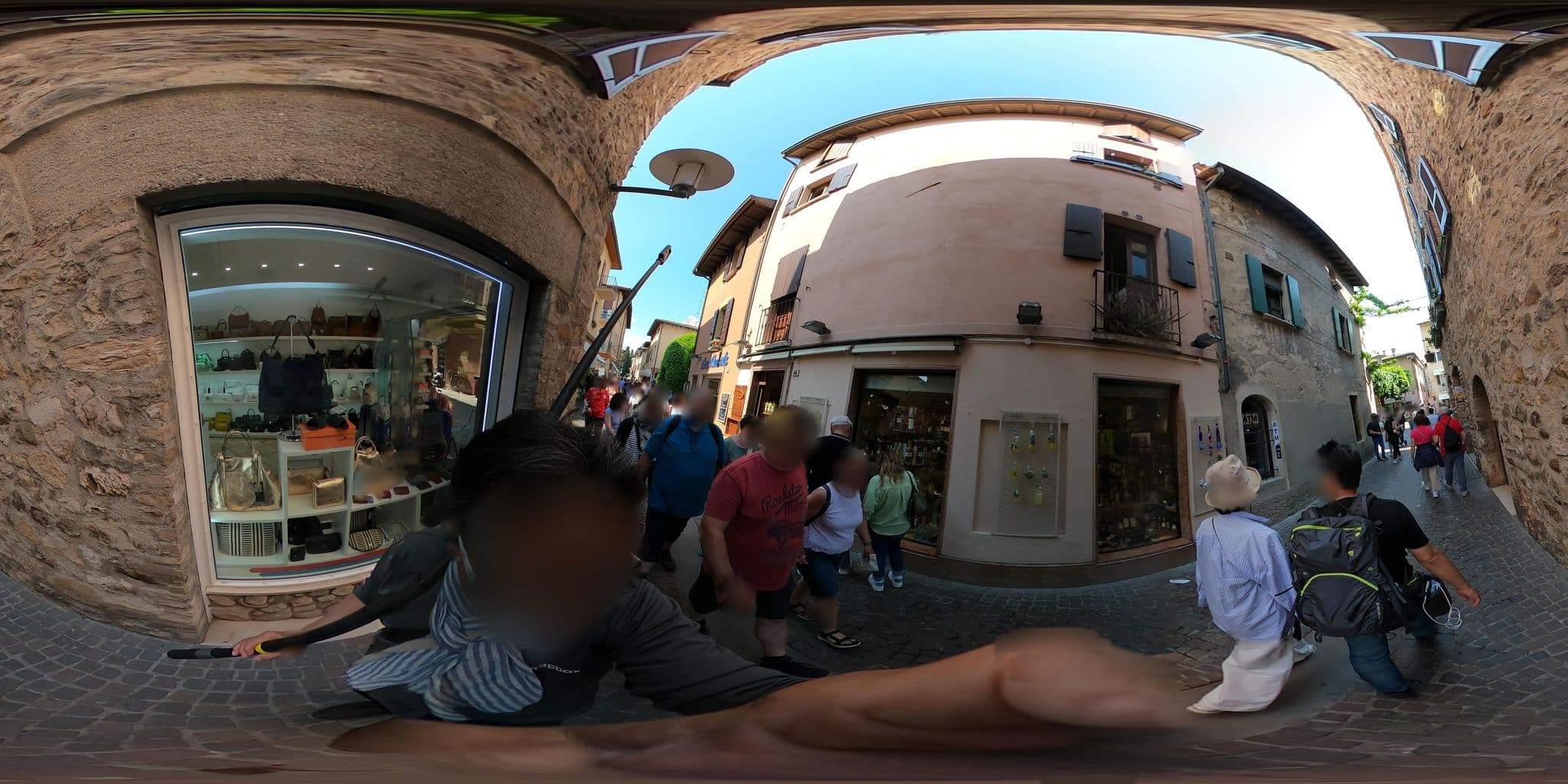 Street view near Porto Valentino Apartment, Sirmione — © mapconcierge (CC BY-SA · Mapillary)