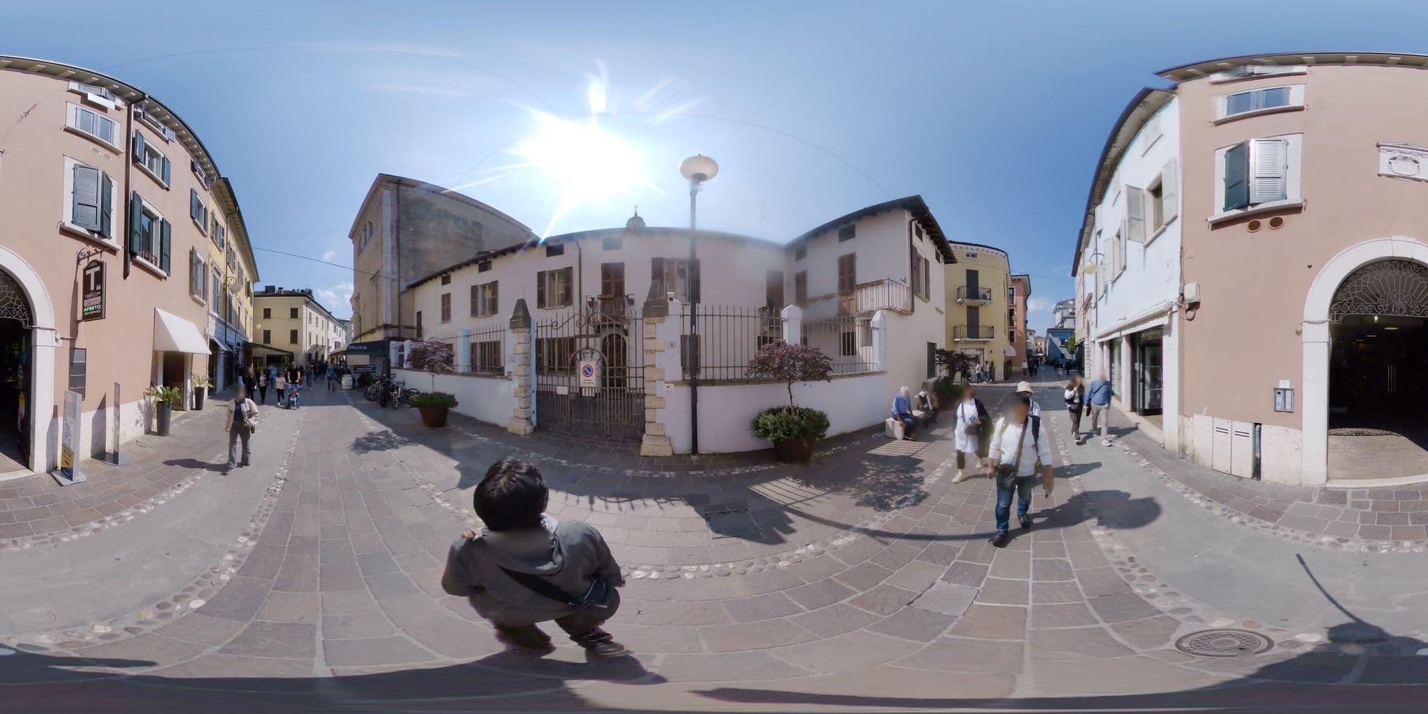 Street view near Lady B Apartments, Desenzano del Garda — © mapconcierge (CC BY-SA · Mapillary)