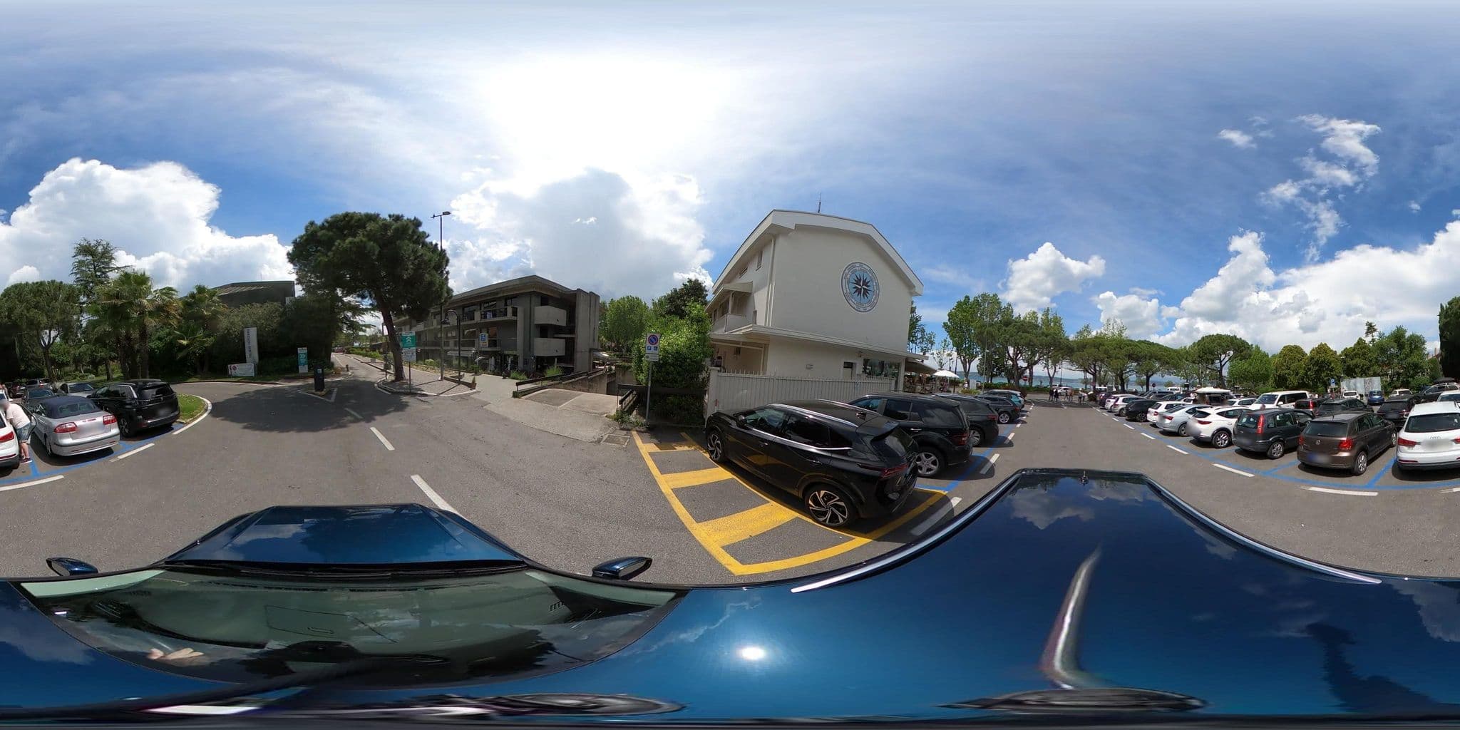 Street view near Hotel Baia Blu Sirmione, Sirmione — © borovac (CC BY-SA · Mapillary)