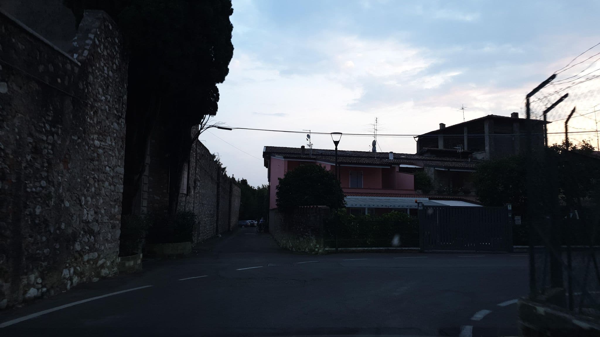Street view near Camping Toscolano, Toscolano Maderno — © jopparn (CC BY-SA · Mapillary)