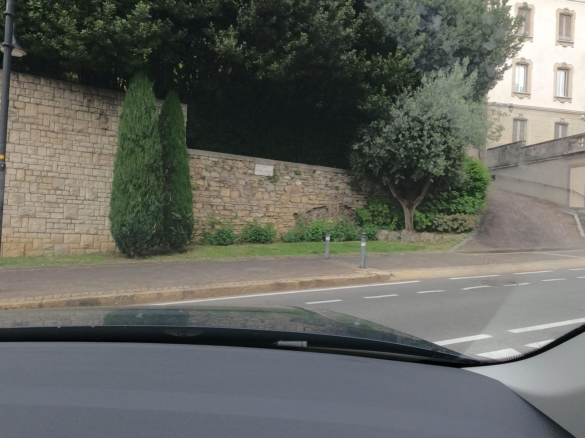 Street view near B&B Alla Funicolare, Bergamo — © borovac (CC BY-SA · Mapillary)