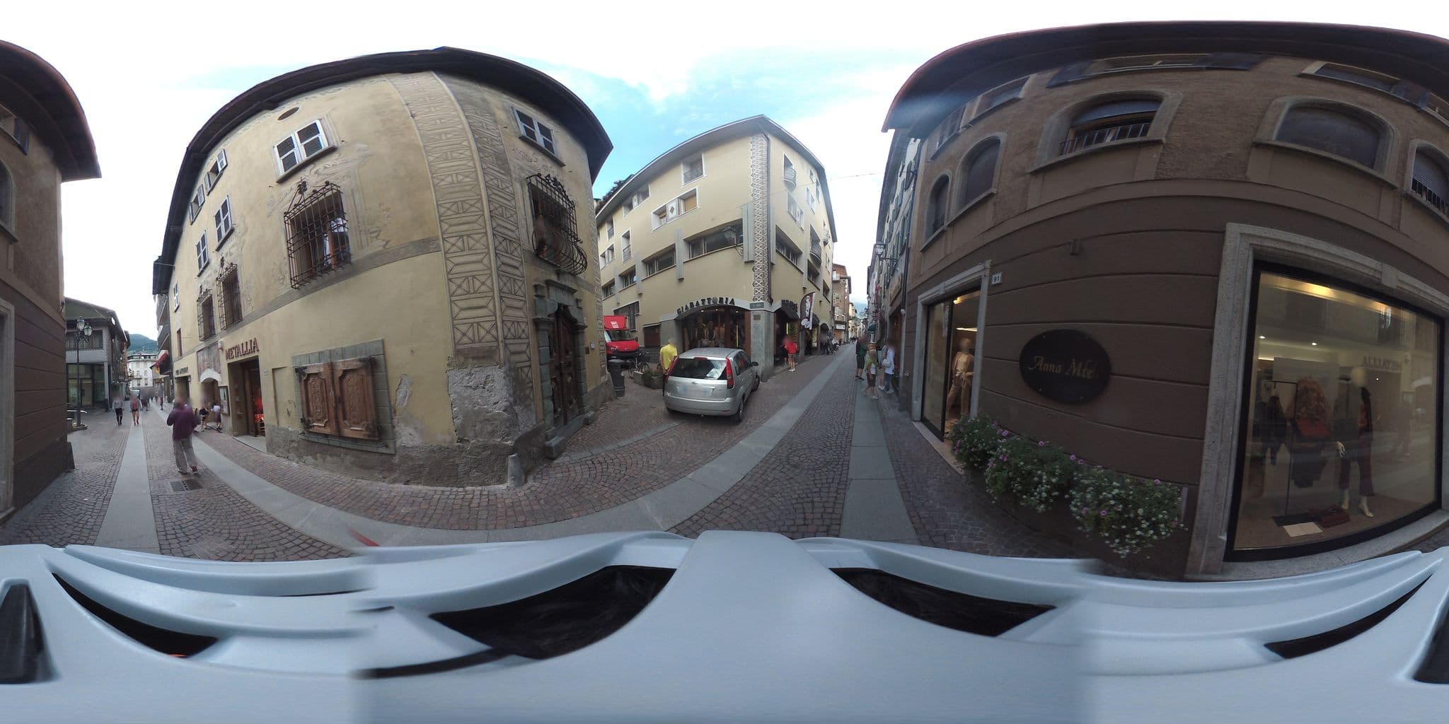 Street view near Appartamento Marco, Bormio — © giubar (CC BY-SA · Mapillary)