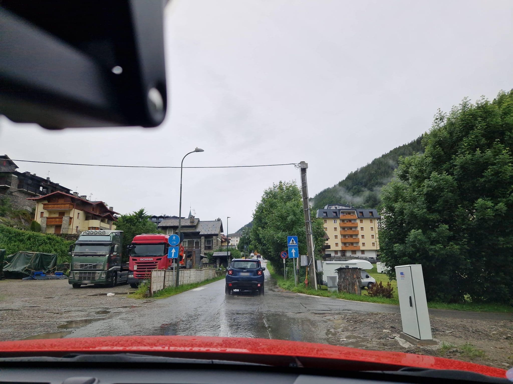 Street view near Albergo Funivia di Damiani P. SNC, Aprica — © mcliquid (CC BY-SA · Mapillary)