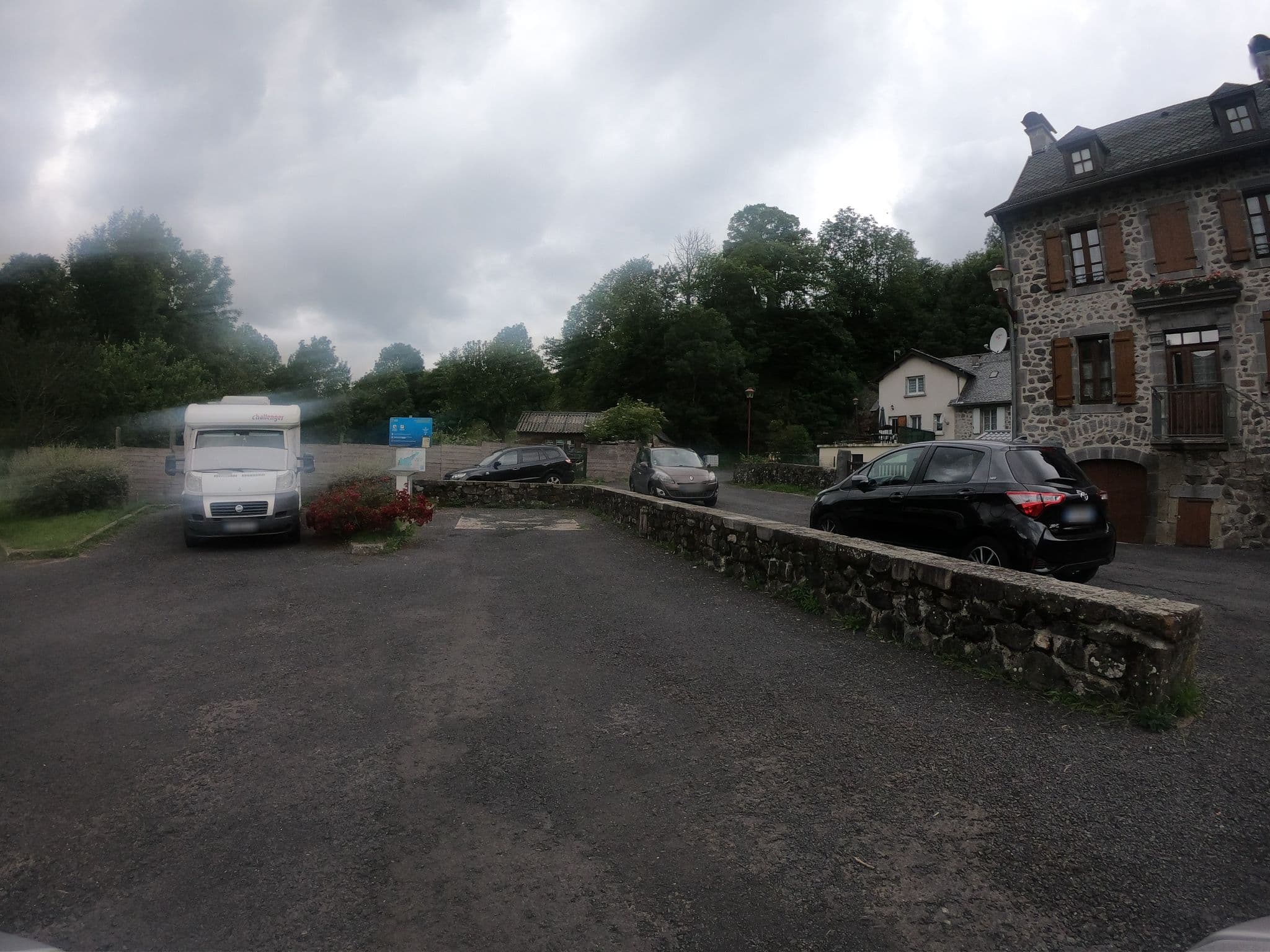 Street view near Aire de camping-cars de Mandailles, Vic-sur-Cère — © joostjakob (CC BY-SA · Mapillary)
