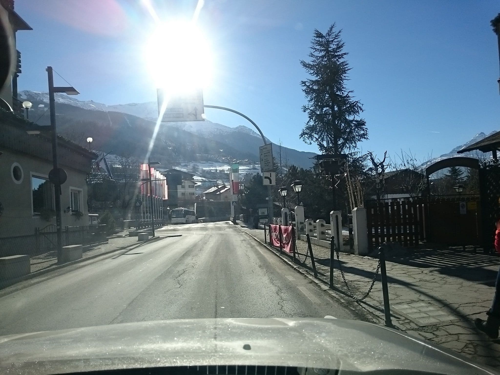Street view near Piz Umbrail SRL, Bormio — © voschix (CC BY-SA · Mapillary)