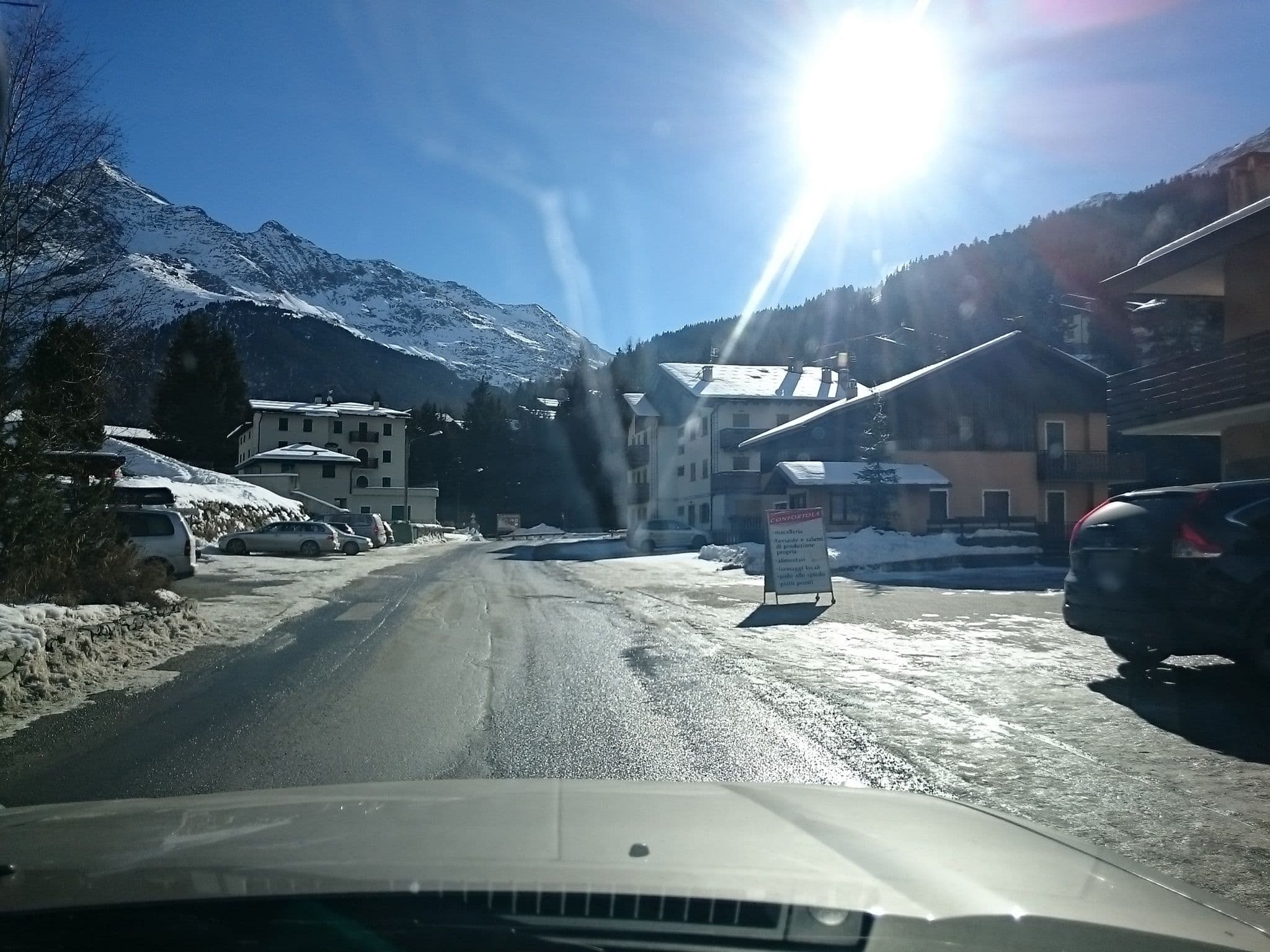 Street view near Hotel Tre Baite, San Nicolò — © voschix (CC BY-SA · Mapillary)