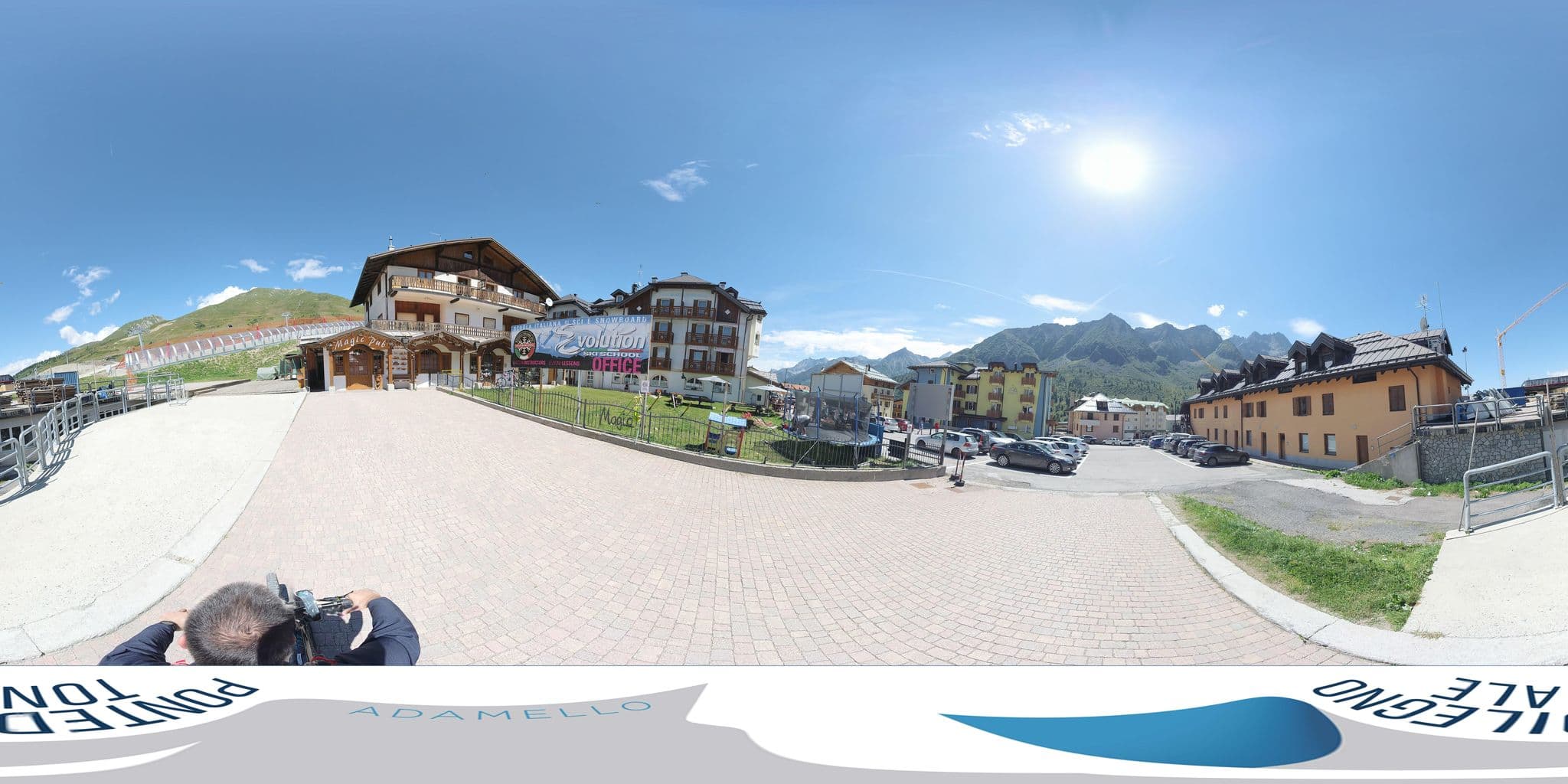 Street view near room two-o-two, Ponte di Legno — © federicodebetto (CC BY-SA · Mapillary)